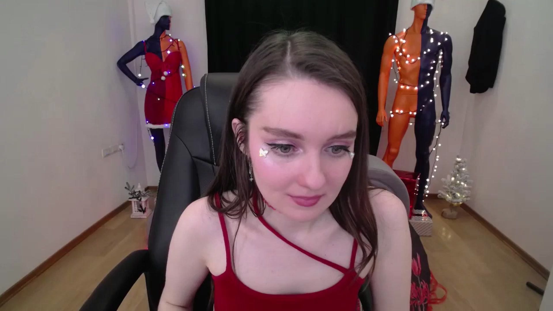 Gallery image thumbnail from Milim_Nava's myfreecams stream on, 12/10/2024, 10:58 image 17 of 20