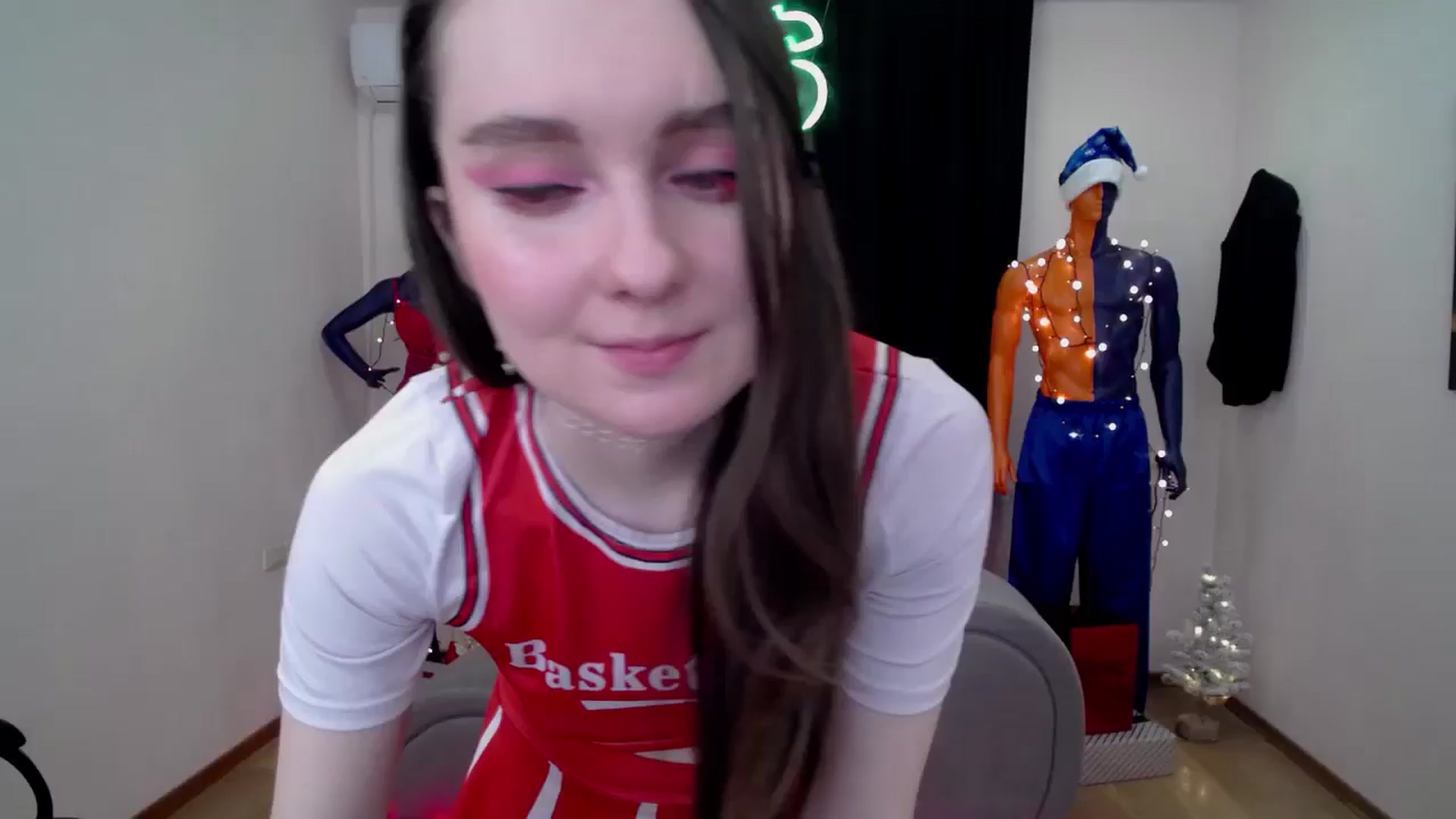 Gallery image thumbnail from Milim_Nava's myfreecams stream on, 12/11/2024, 10:13 image 3 of 20