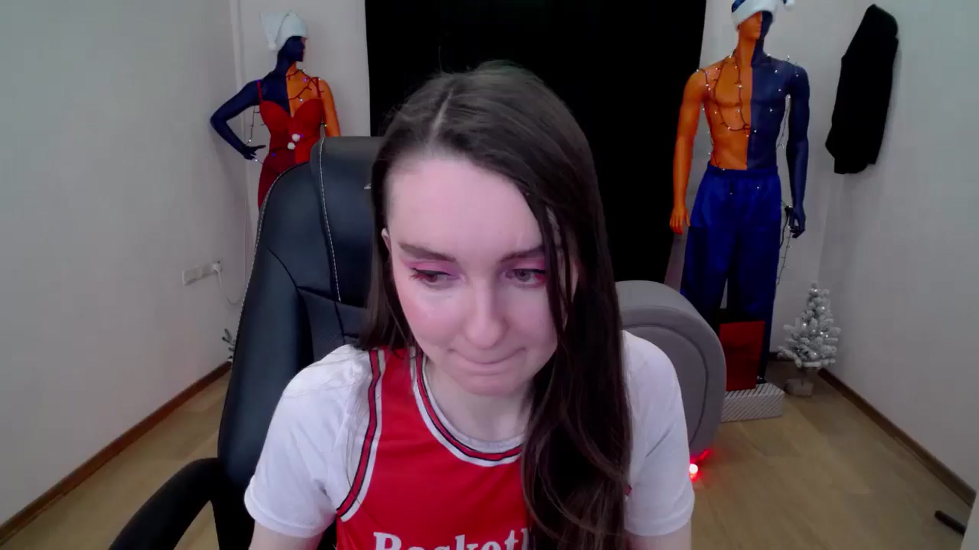 Gallery image thumbnail from Milim_Nava's myfreecams stream on, 12/11/2024, 10:13 image 7 of 20