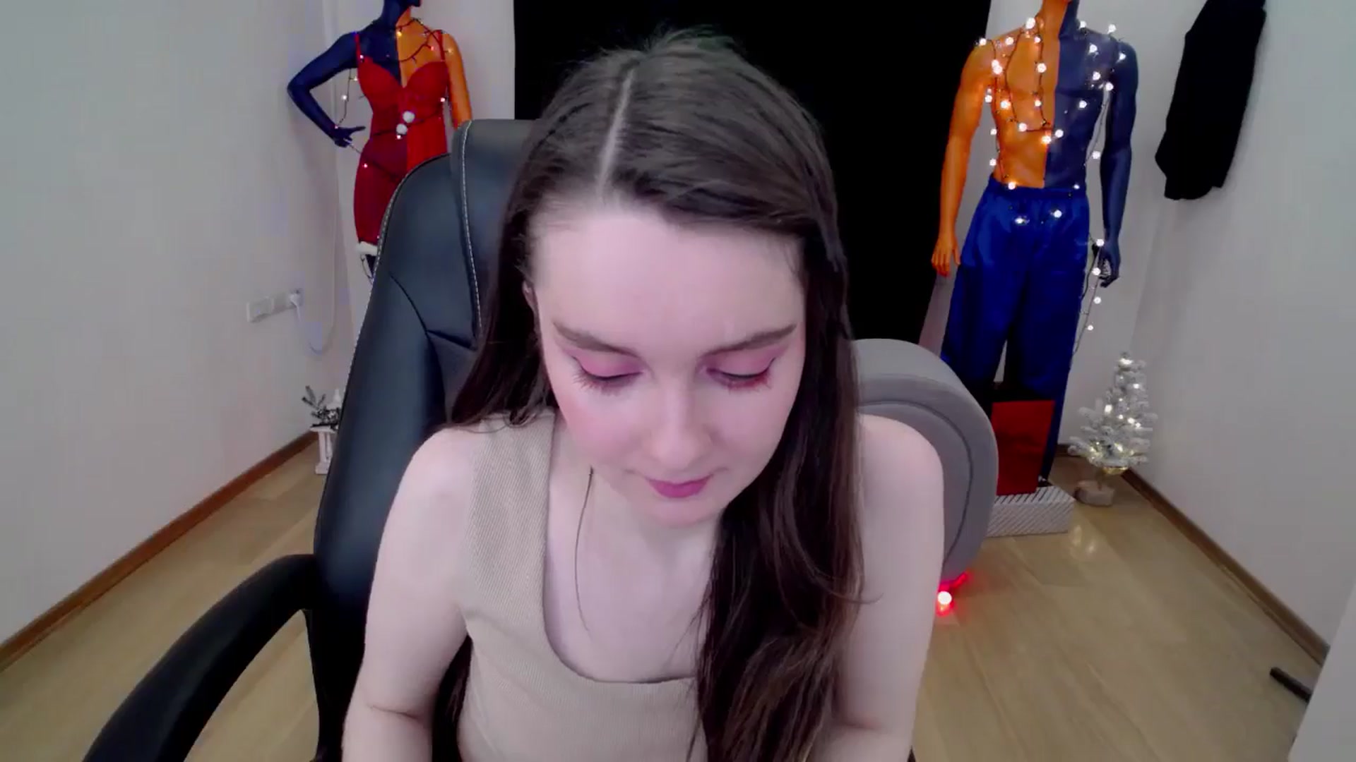 Gallery image thumbnail from Milim_Nava's myfreecams stream on, 12/11/2024, 12:13 image 15 of 20