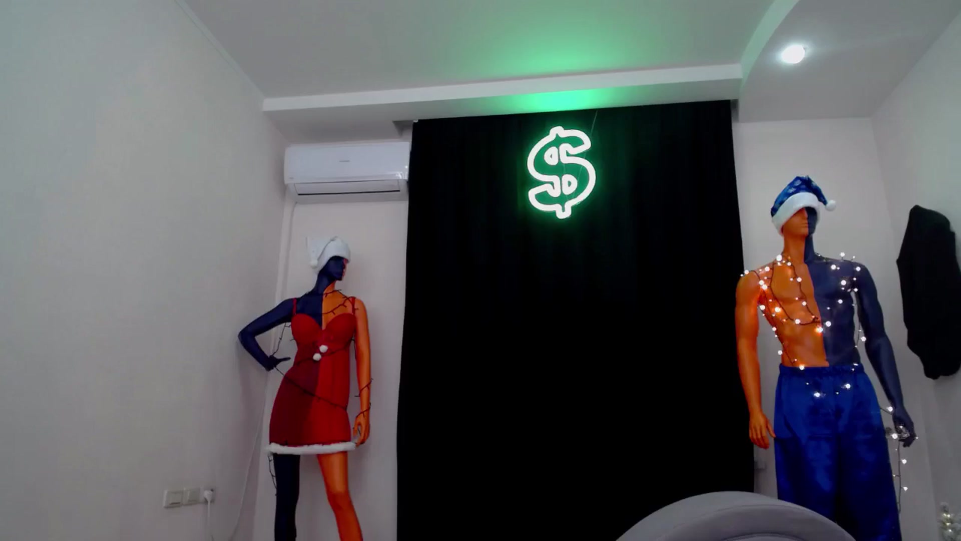 Gallery image thumbnail from Milim_Nava's myfreecams stream on, 12/11/2024, 12:13 image 3 of 20