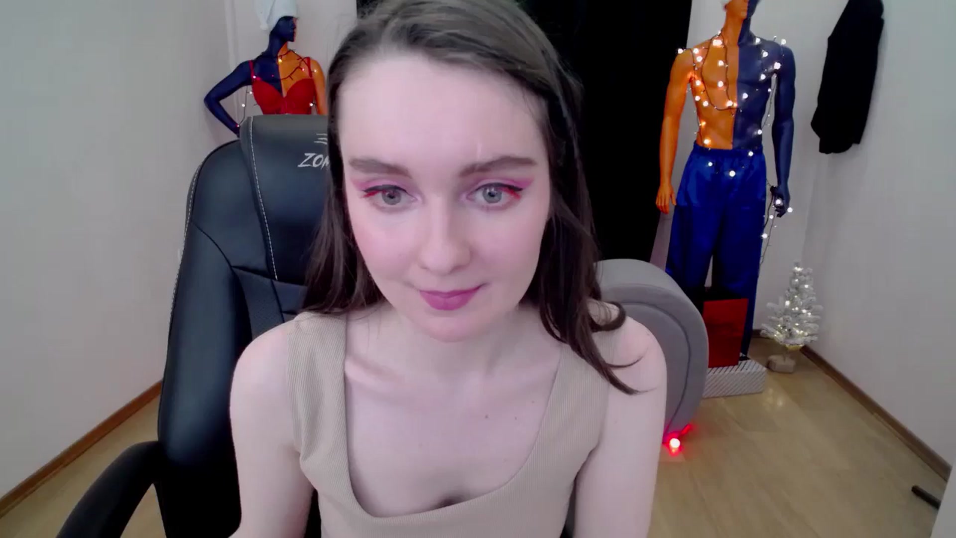 Gallery image thumbnail from Milim_Nava's myfreecams stream on, 12/11/2024, 12:51 image 19 of 20
