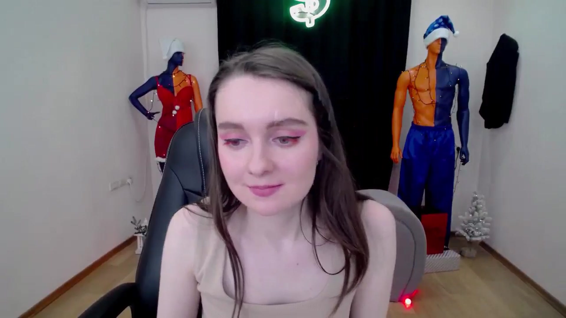 Gallery image thumbnail from Milim_Nava's myfreecams stream on, 12/11/2024, 12:51 image 2 of 20