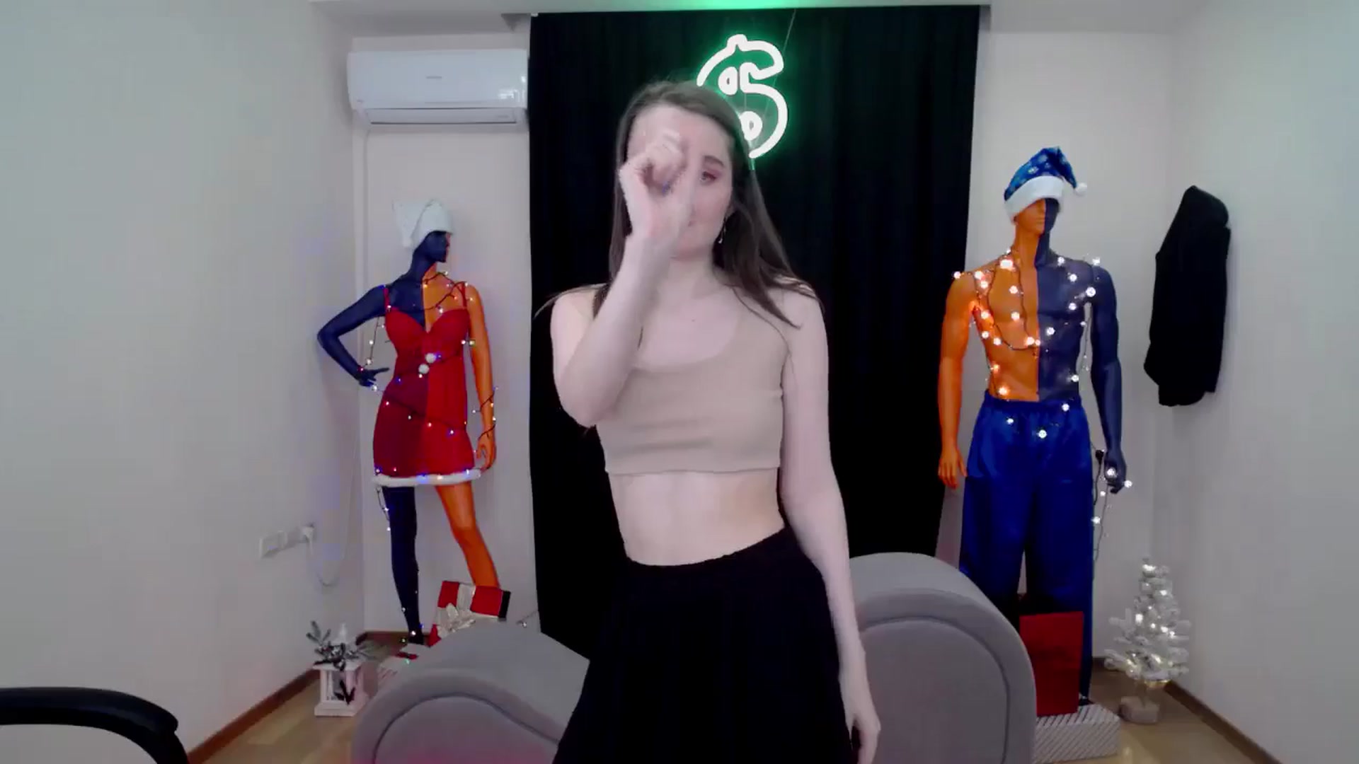 Gallery image thumbnail from Milim_Nava's myfreecams stream on, 12/11/2024, 12:51 image 8 of 20