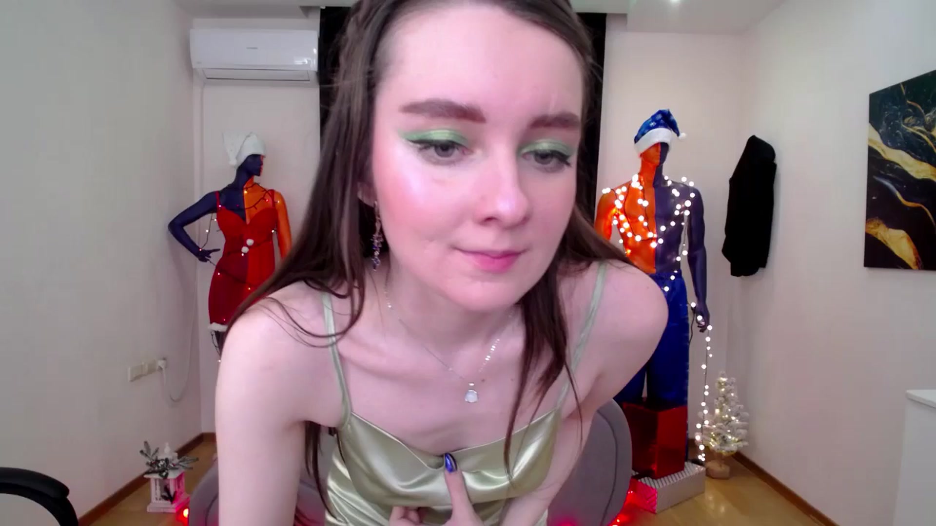 Gallery image thumbnail from Milim_Nava's myfreecams stream on, 12/15/2024, 19:02 image 1 of 20