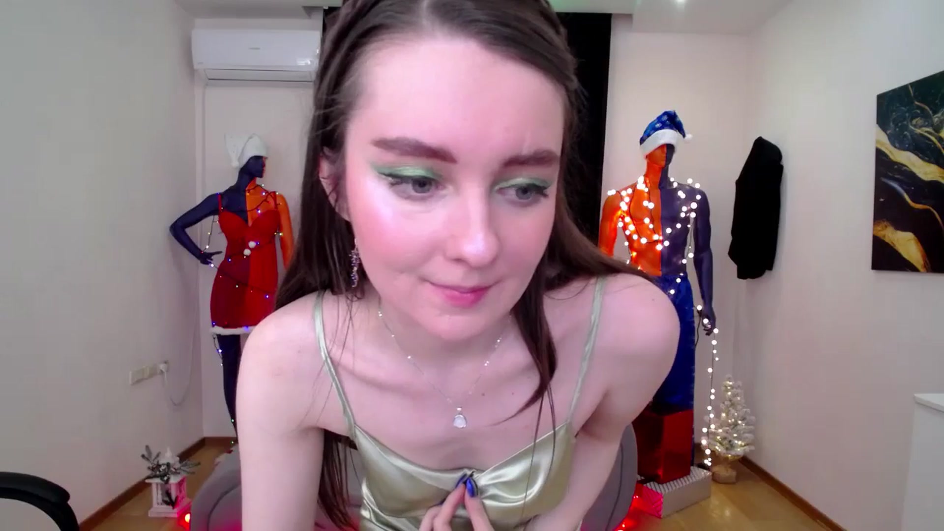 Gallery image thumbnail from Milim_Nava's myfreecams stream on, 12/15/2024, 19:02 image 3 of 20