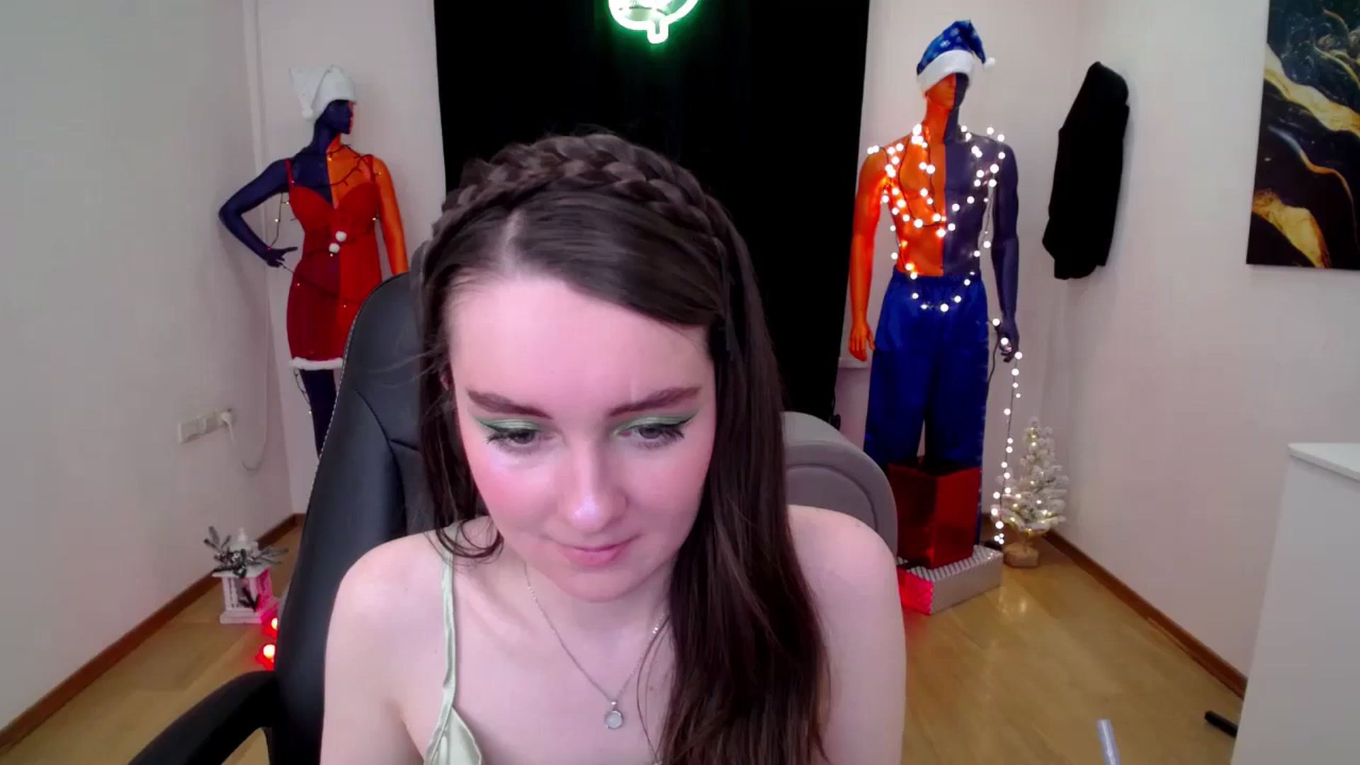 Gallery image thumbnail from Milim_Nava's myfreecams stream on, 12/15/2024, 19:47 image 8 of 20