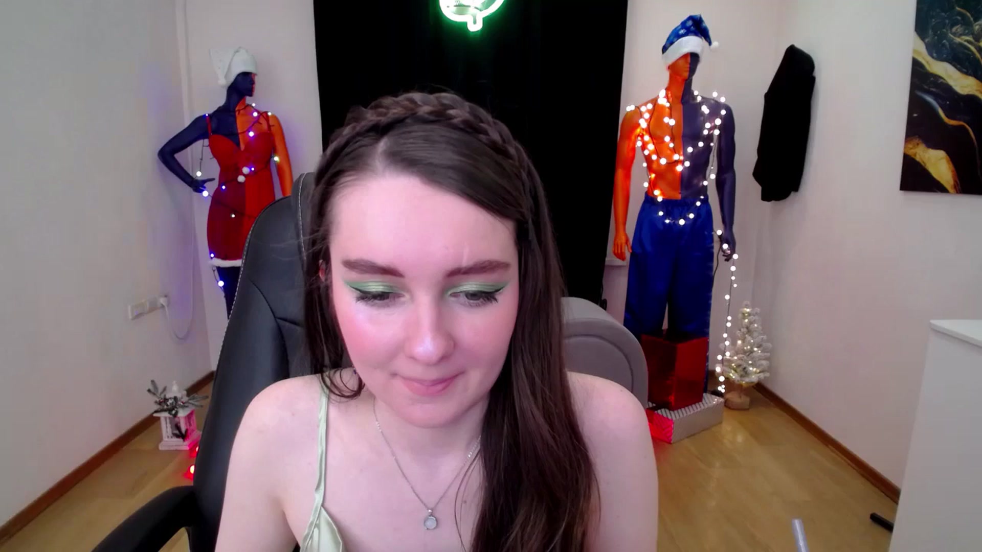Gallery image thumbnail from Milim_Nava's myfreecams stream on, 12/15/2024, 19:47 image 1 of 20
