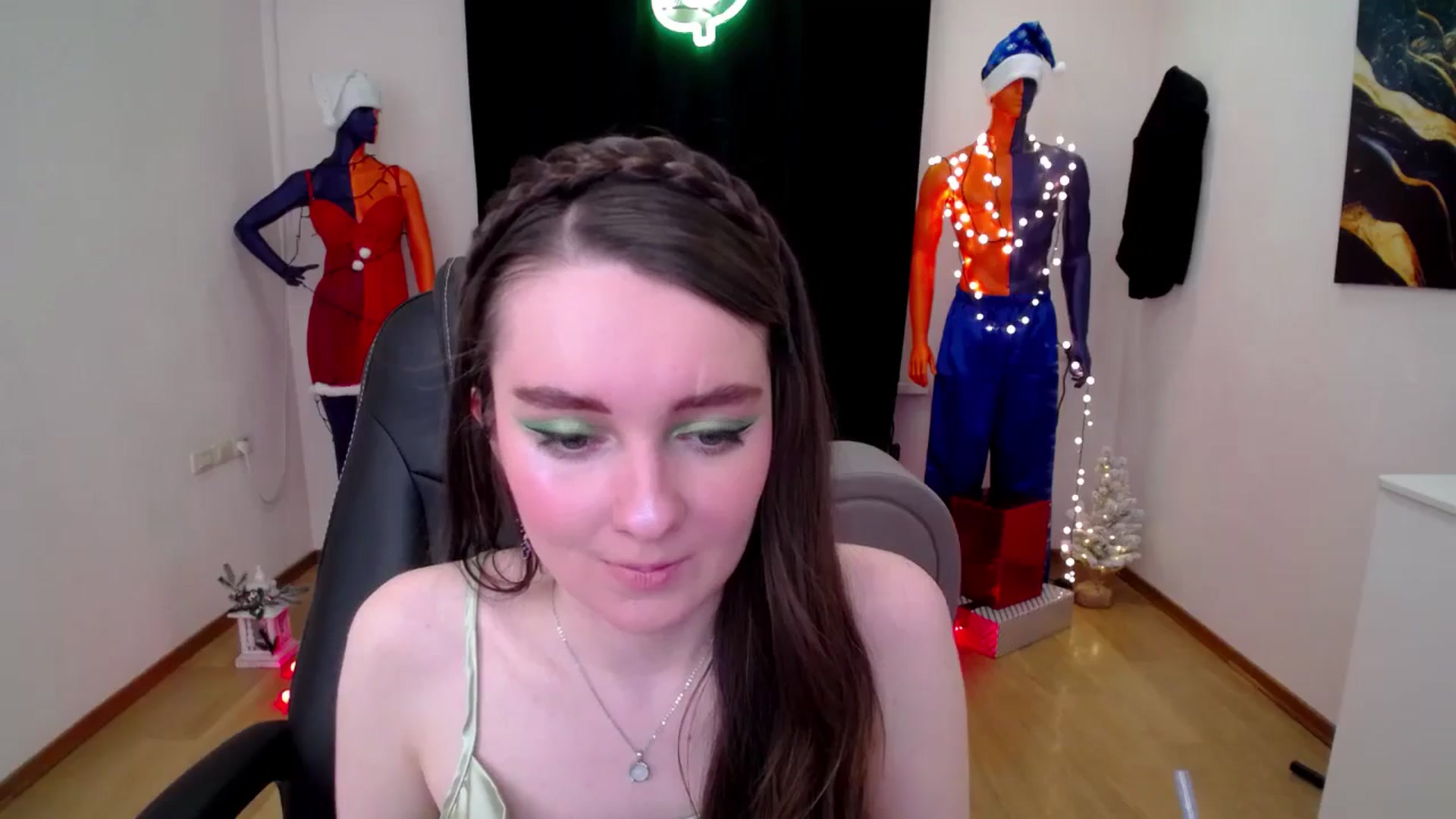 Gallery image thumbnail from Milim_Nava's myfreecams stream on, 12/15/2024, 19:47 image 2 of 20