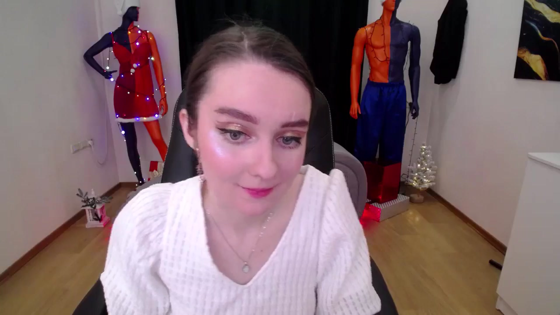 Gallery image thumbnail from Milim_Nava's myfreecams stream on, 12/17/2024, 10:49 image 19 of 20