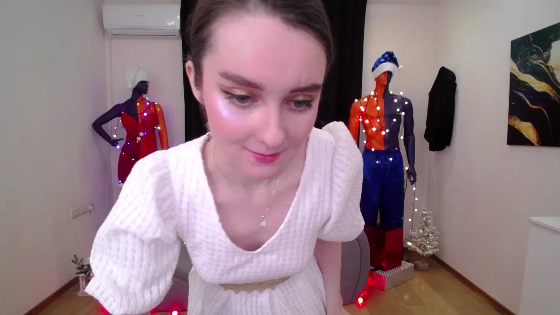 Gallery image thumbnail from Milim_Nava's myfreecams stream on, 12/17/2024, 10:49 image 4 of 20