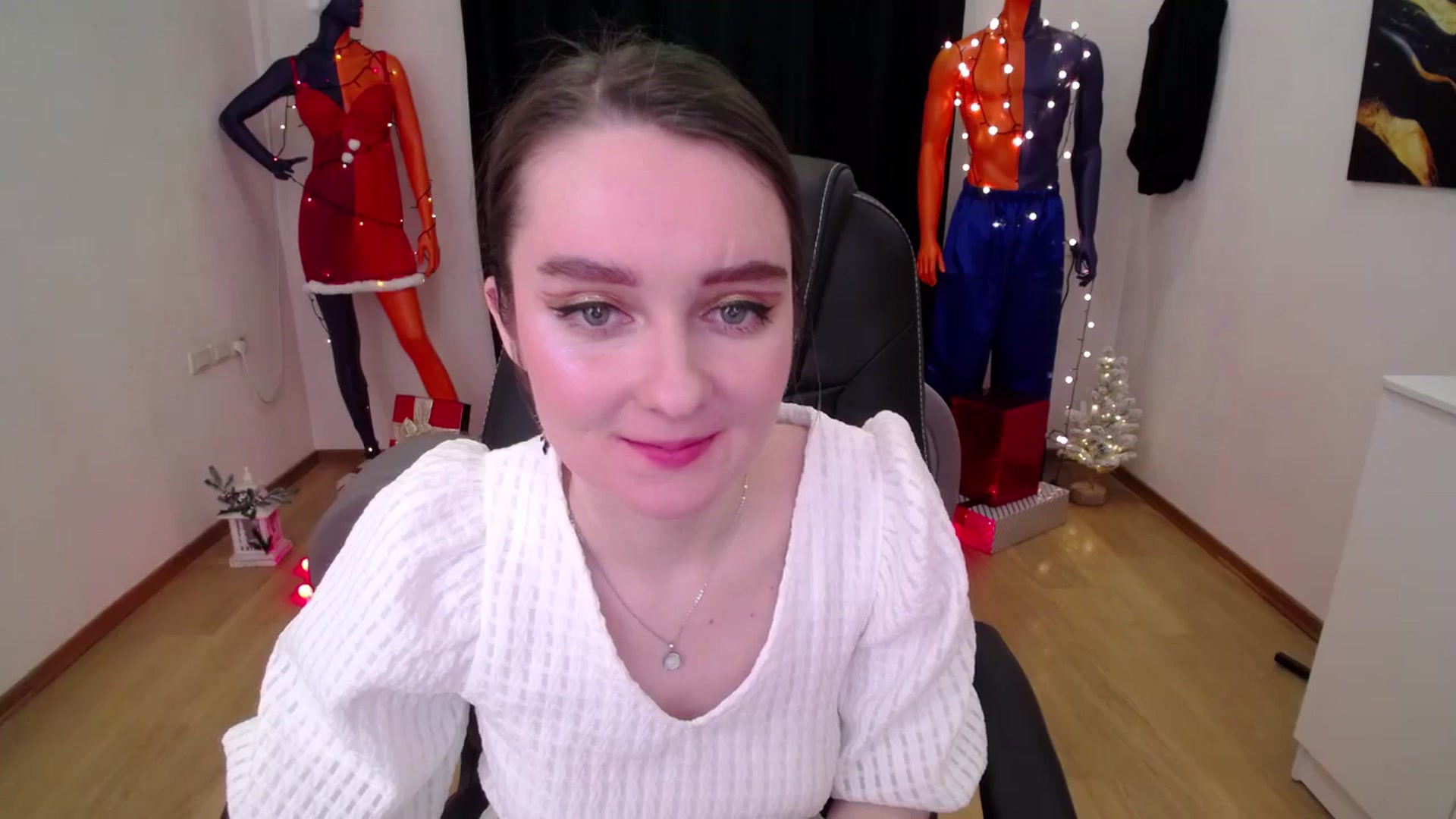 Gallery image thumbnail from Milim_Nava's myfreecams stream on, 12/17/2024, 12:10 image 4 of 20