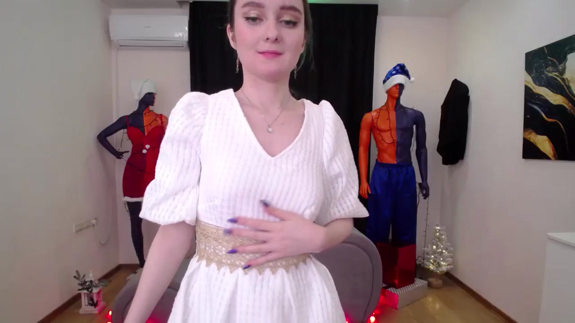 Gallery image thumbnail from Milim_Nava's myfreecams stream on, 12/17/2024, 12:10 image 12 of 20