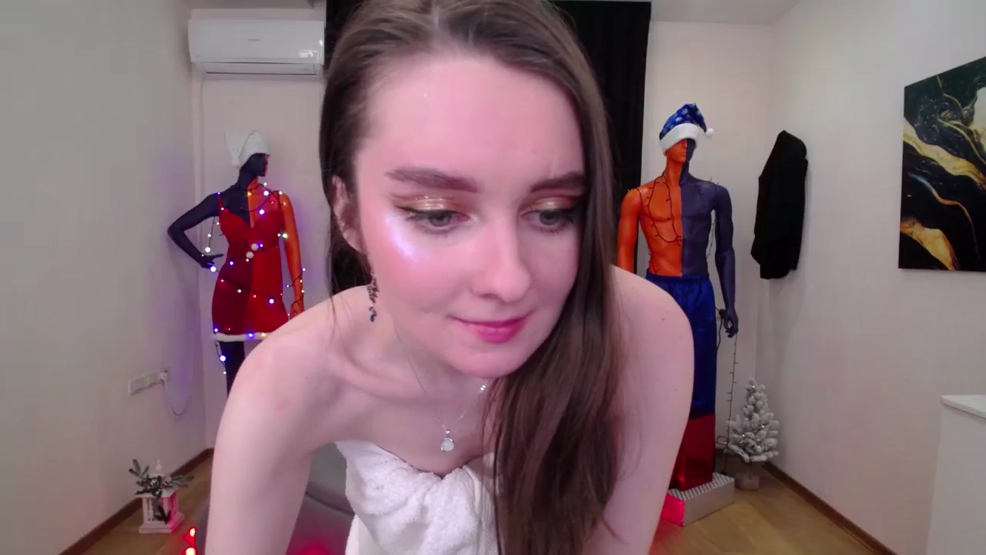 Gallery image thumbnail from Milim_Nava's myfreecams stream on, 12/17/2024, 14:08 image 15 of 20