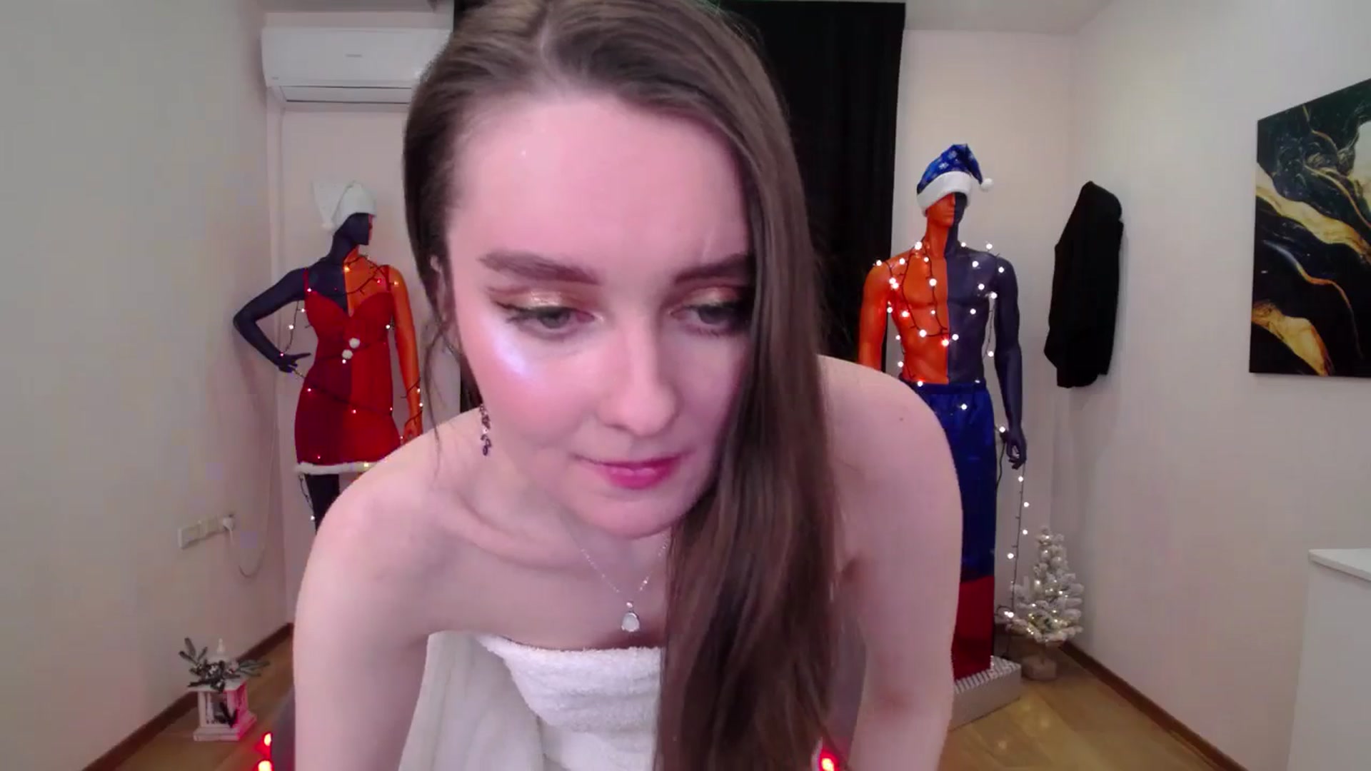 Gallery image thumbnail from Milim_Nava's myfreecams stream on, 12/17/2024, 14:08 image 19 of 20