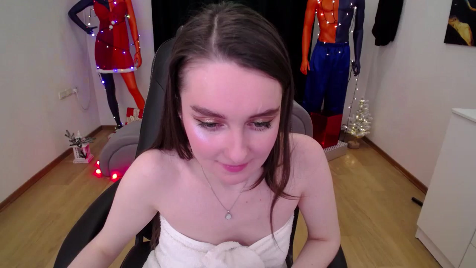 Gallery image thumbnail from Milim_Nava's myfreecams stream on, 12/17/2024, 15:07 image 19 of 20