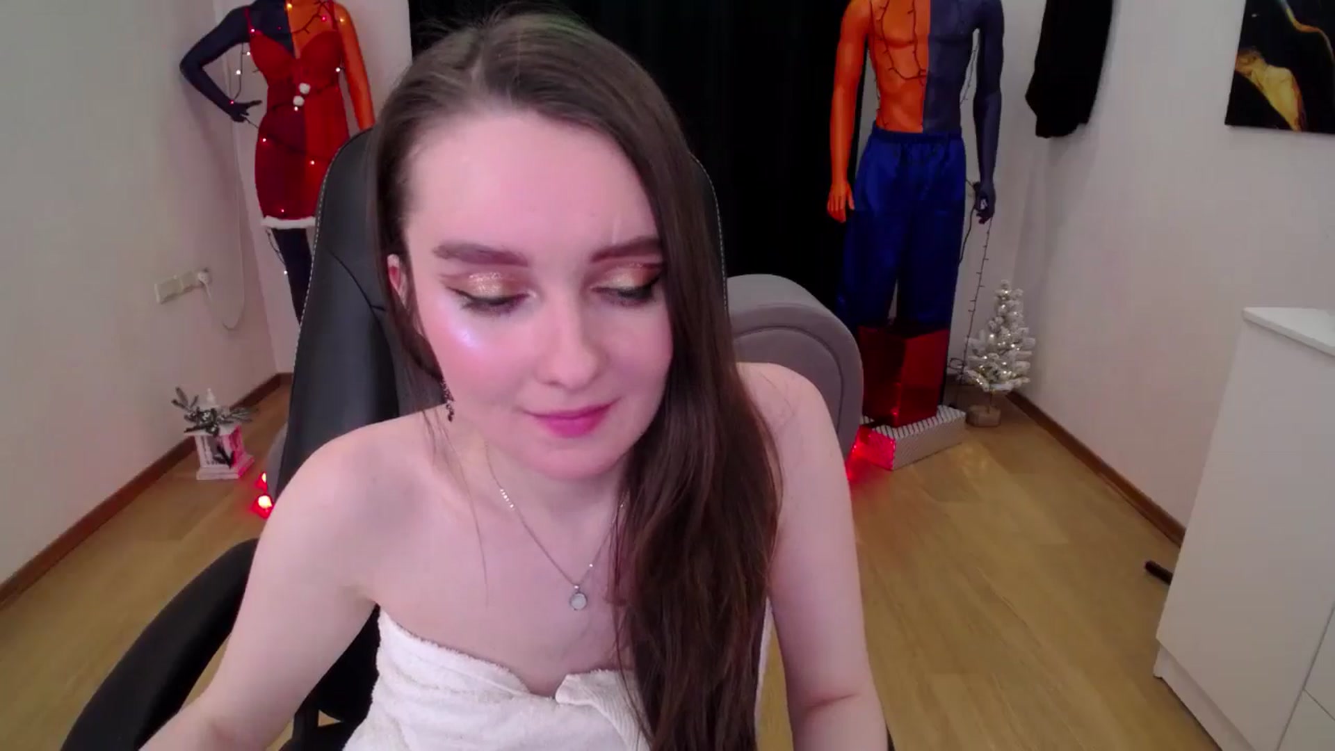 Gallery image thumbnail from Milim_Nava's myfreecams stream on, 12/17/2024, 15:07 image 3 of 20