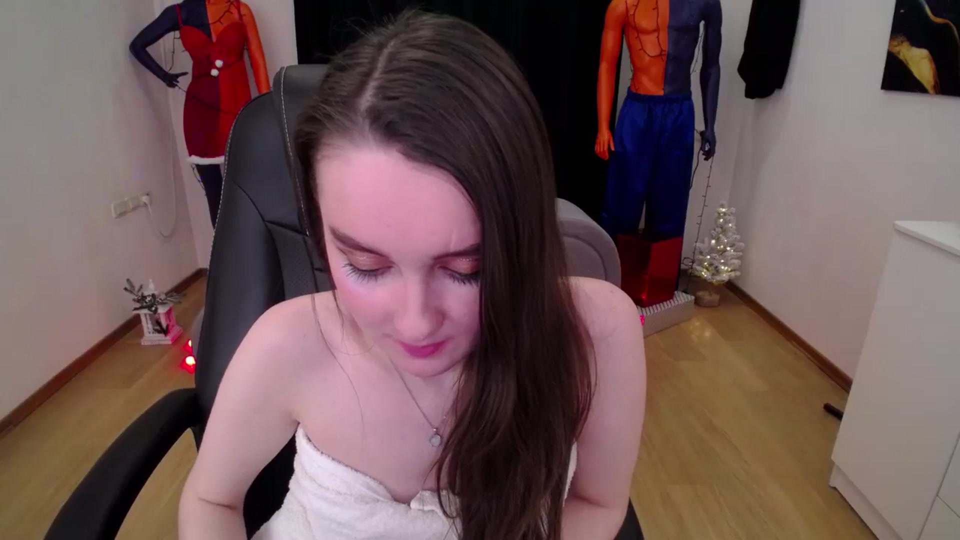 Gallery image thumbnail from Milim_Nava's myfreecams stream on, 12/17/2024, 15:07 image 2 of 20