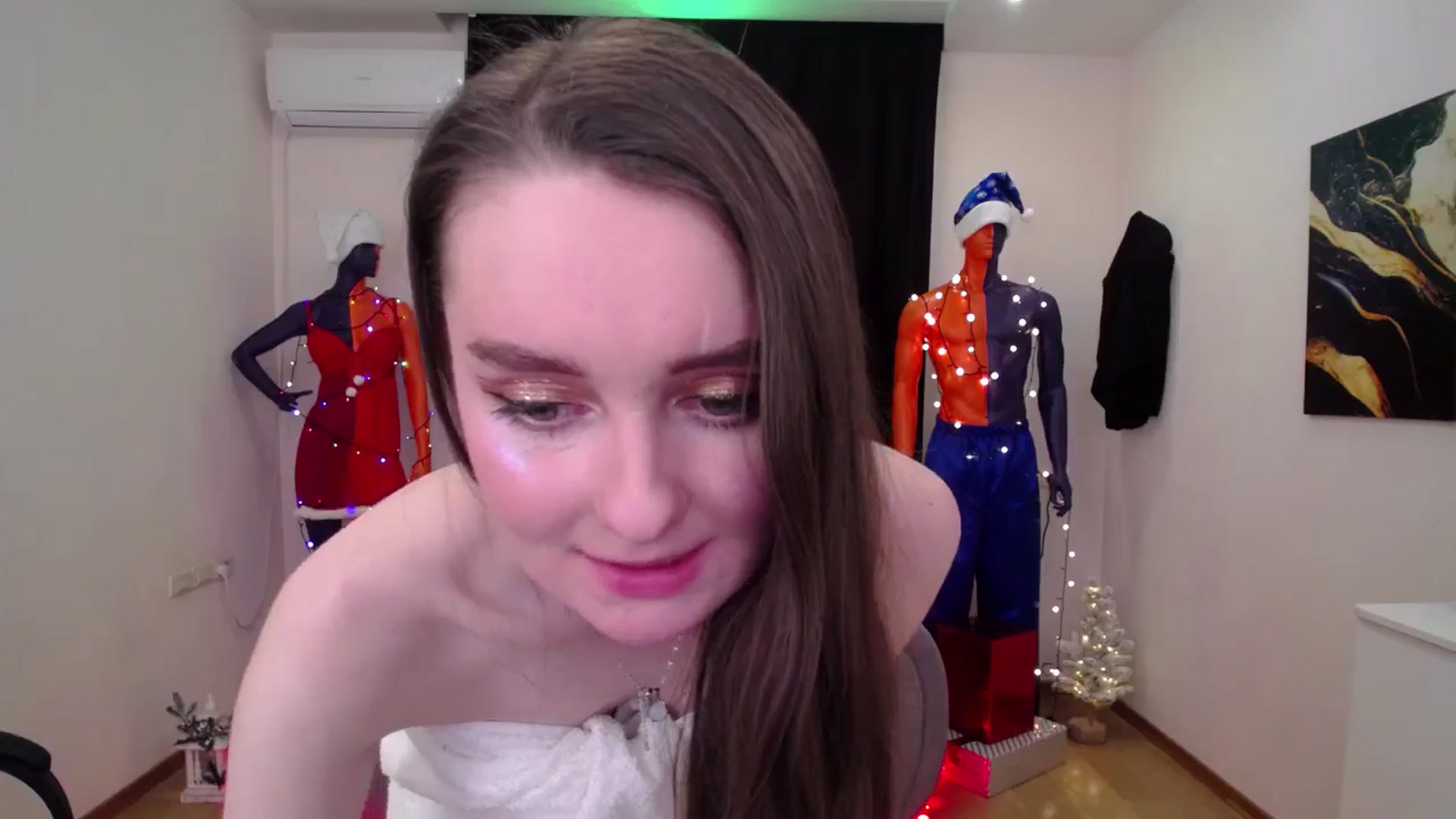 Gallery image thumbnail from Milim_Nava's myfreecams stream on, 12/17/2024, 15:07 image 14 of 20