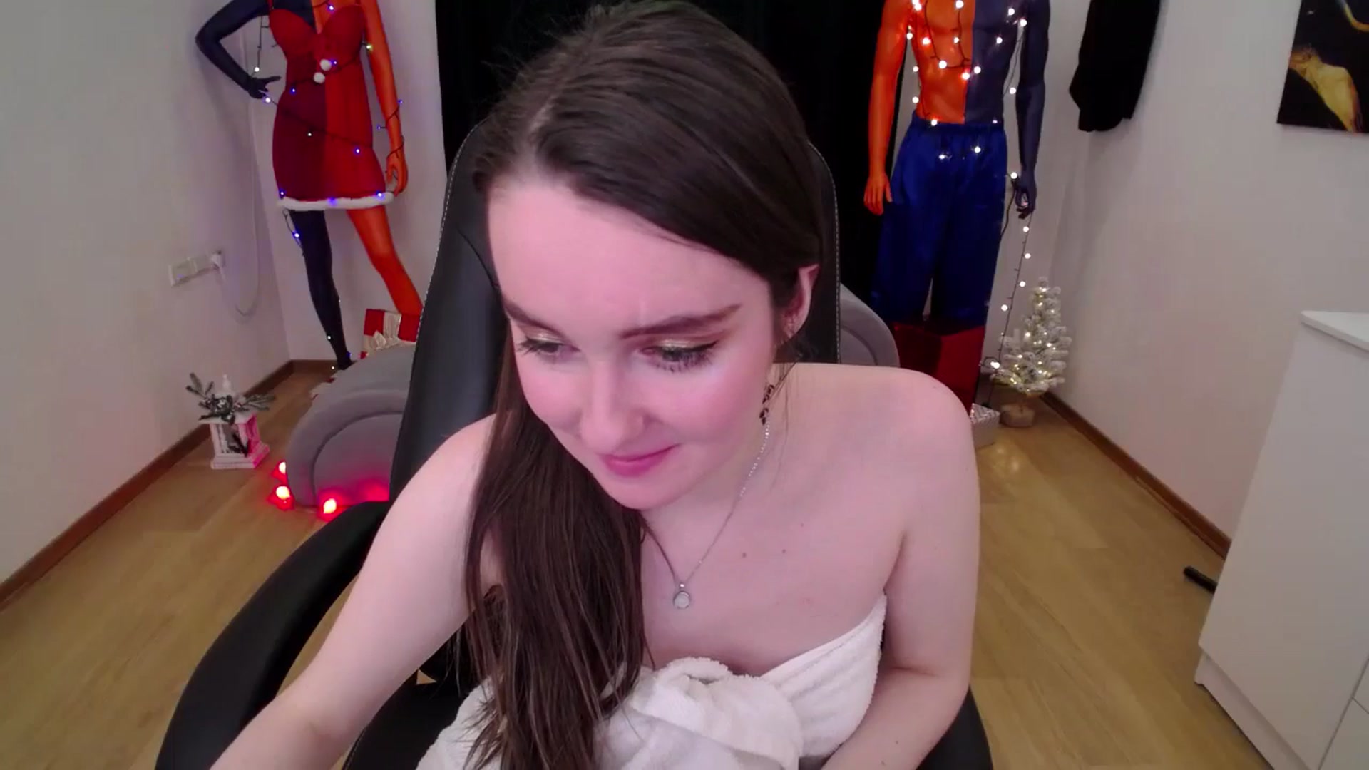 Gallery image thumbnail from Milim_Nava's myfreecams stream on, 12/17/2024, 15:07 image 18 of 20