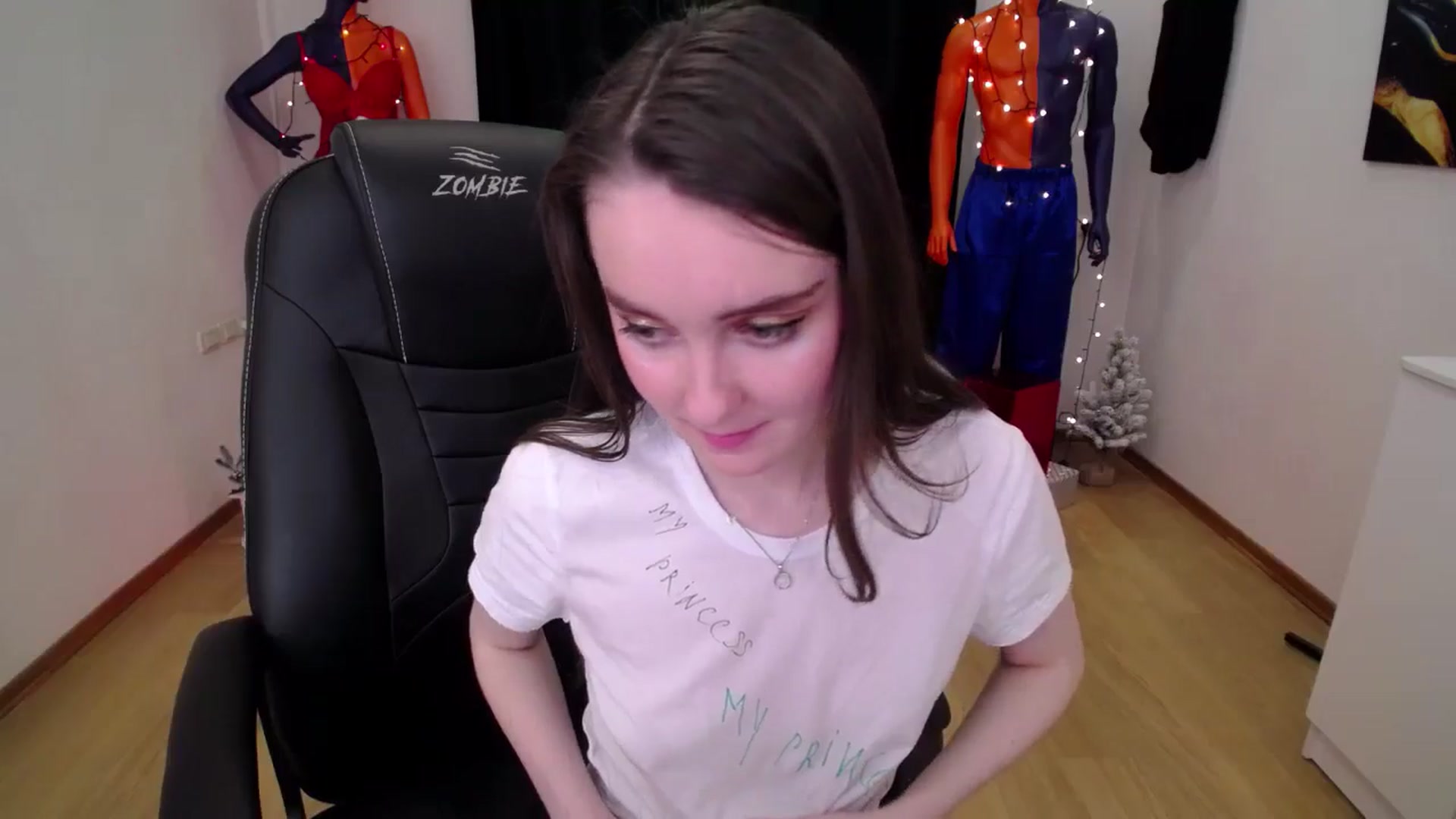 Gallery image thumbnail from Milim_Nava's myfreecams stream on, 12/17/2024, 16:15 image 20 of 20