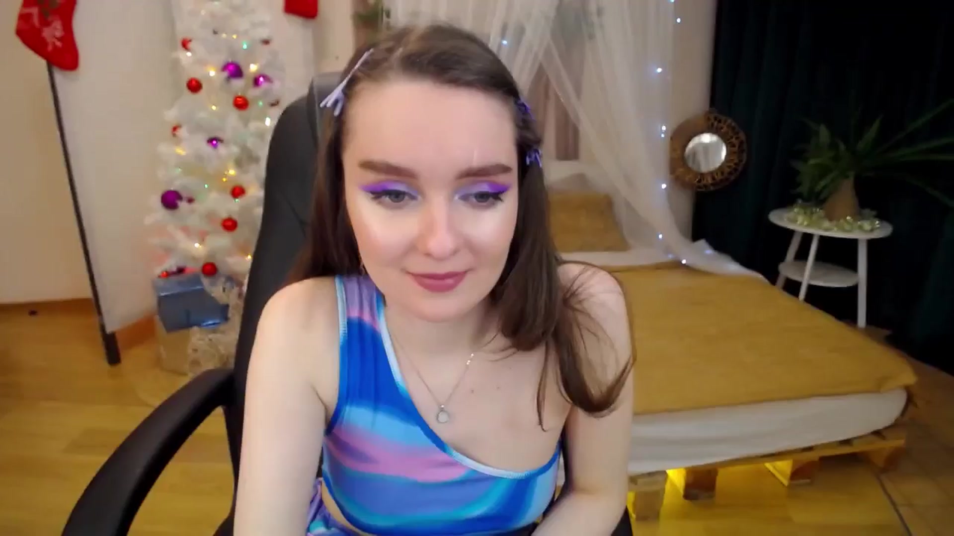 Gallery image thumbnail from Milim_Nava's myfreecams stream on, 12/18/2024, 12:18 image 15 of 20