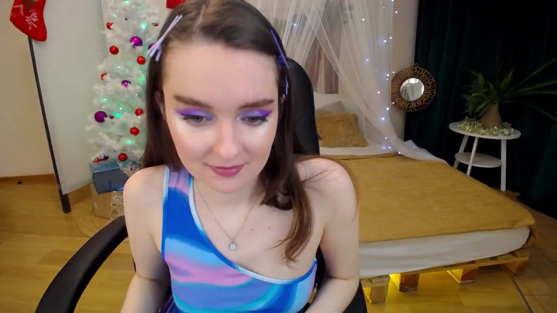 Gallery image thumbnail from Milim_Nava's myfreecams stream on, 12/18/2024, 12:18 image 17 of 20