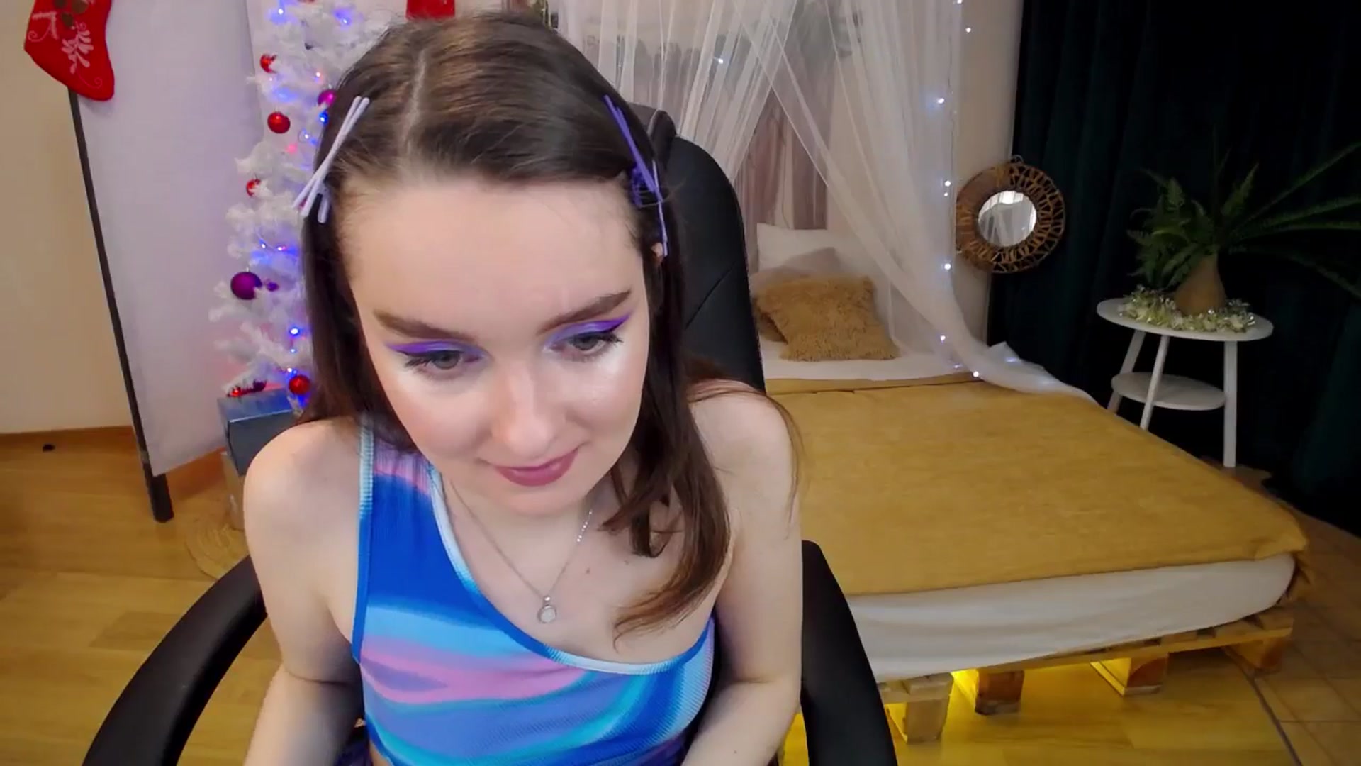 Gallery image thumbnail from Milim_Nava's myfreecams stream on, 12/18/2024, 12:18 image 18 of 20