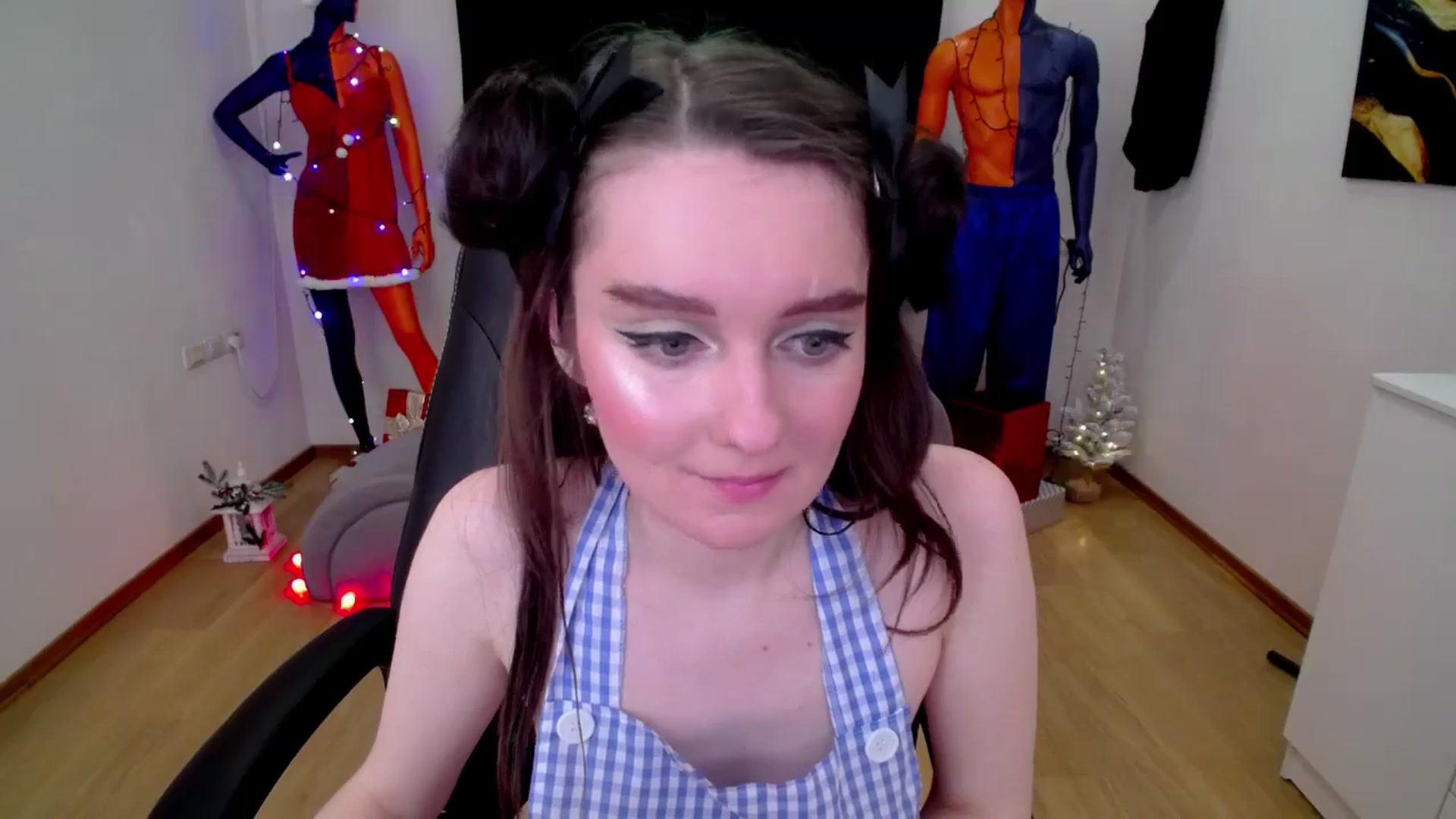 Gallery image thumbnail from Milim_Nava's myfreecams stream on, 12/19/2024, 10:04 image 9 of 20