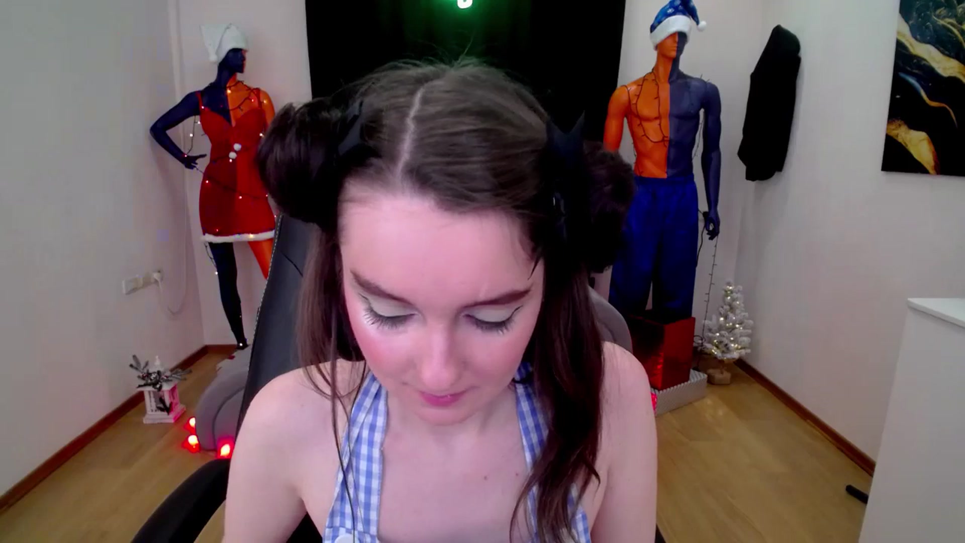 Gallery image thumbnail from Milim_Nava's myfreecams stream on, 12/19/2024, 10:04 image 6 of 20