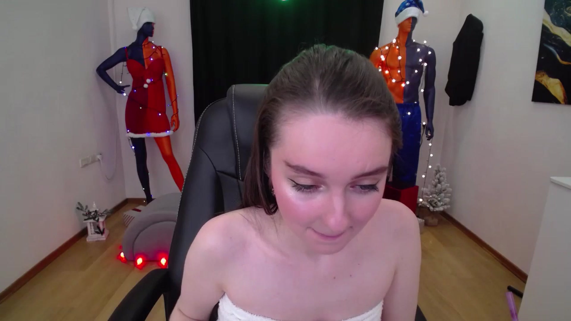 Gallery image thumbnail from Milim_Nava's myfreecams stream on, 12/20/2024, 09:51 image 19 of 20