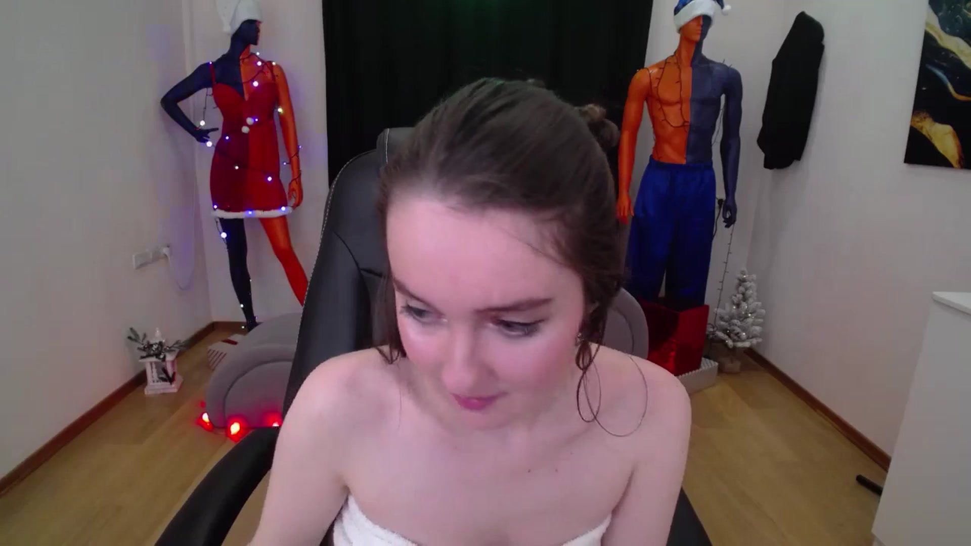Gallery image thumbnail from Milim_Nava's myfreecams stream on, 12/20/2024, 09:51 image 2 of 20