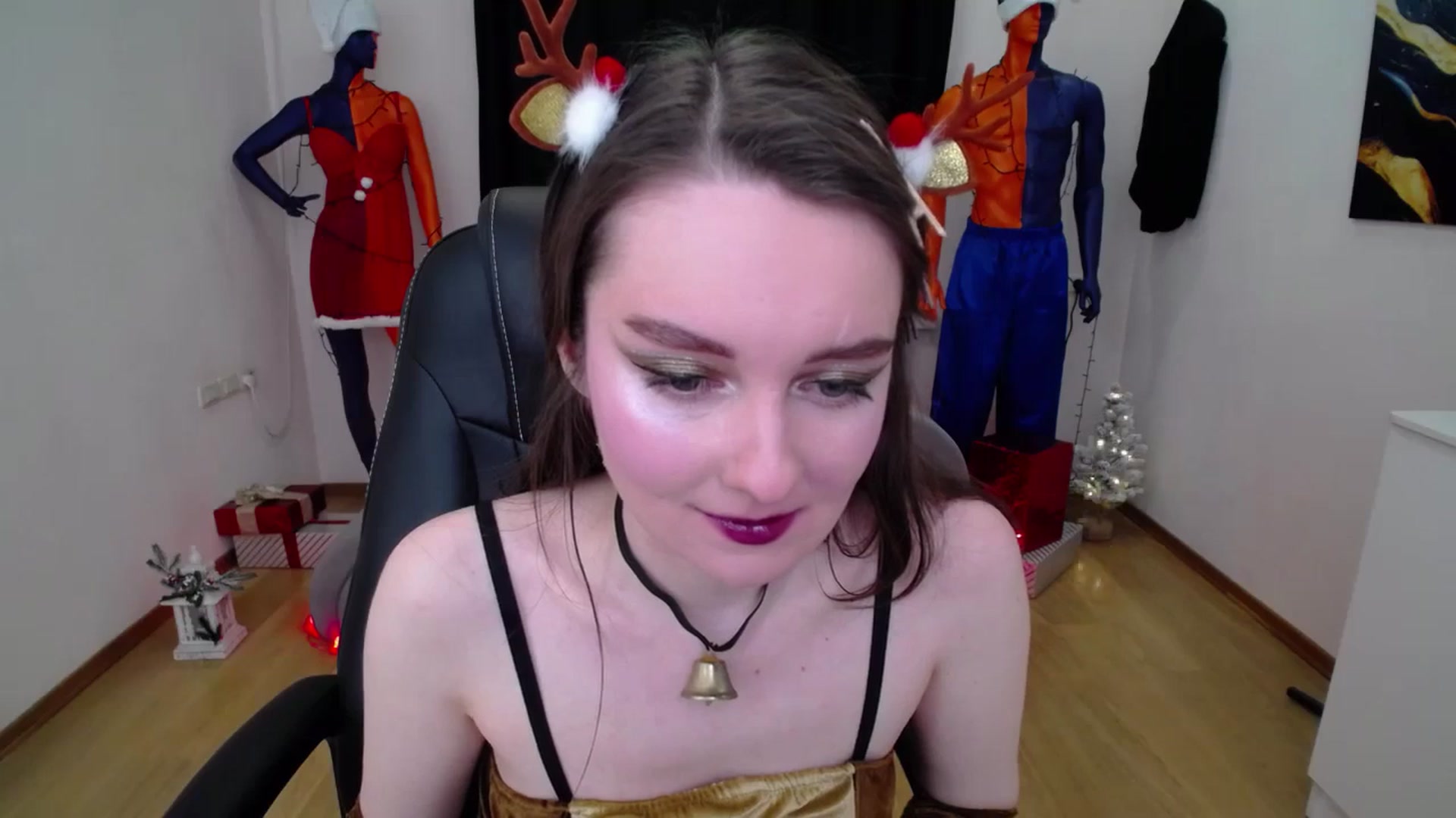 Gallery image thumbnail from Milim_Nava's myfreecams stream on, 12/22/2024, 20:07 image 5 of 20