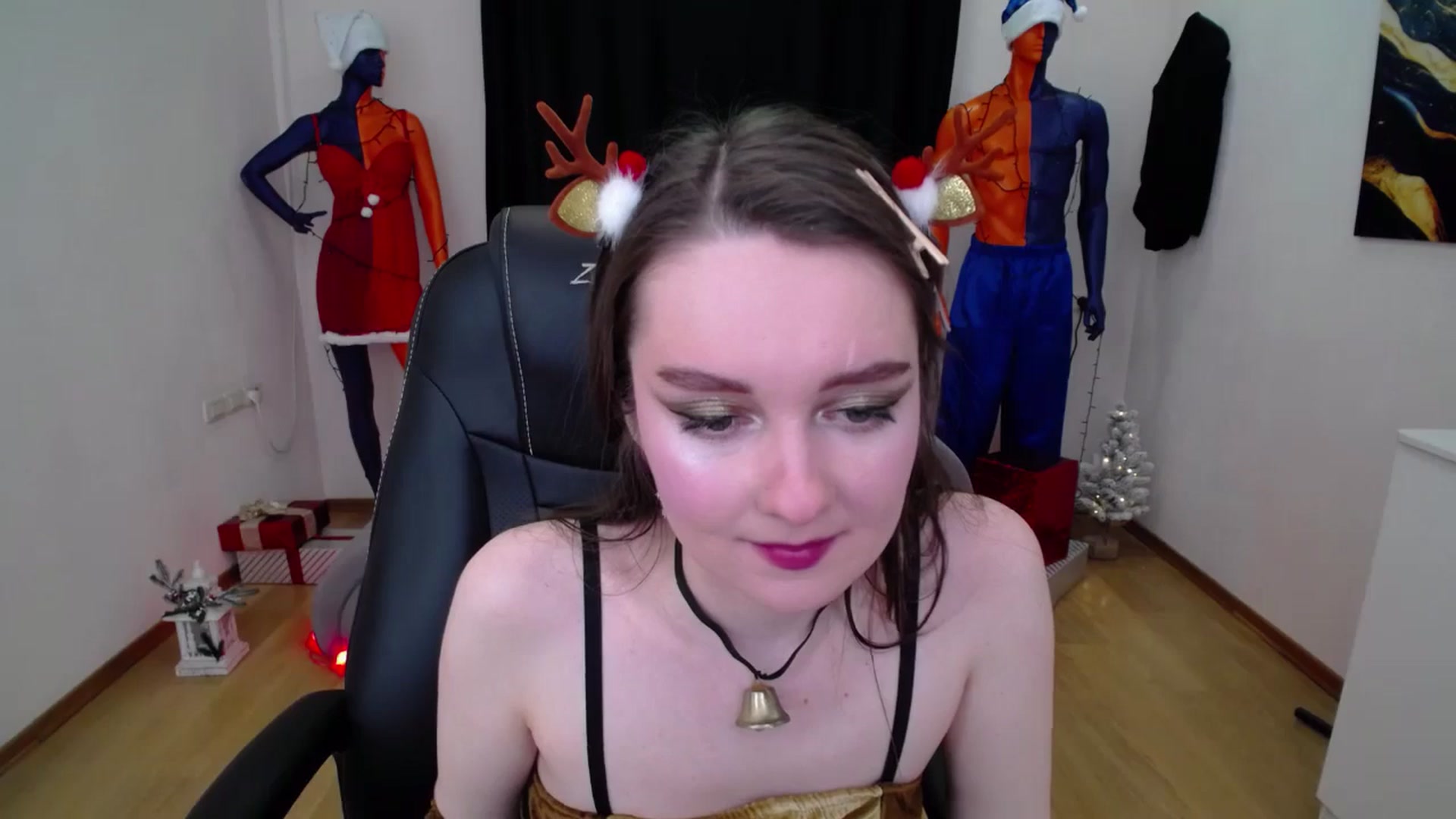 Gallery image thumbnail from Milim_Nava's myfreecams stream on, 12/22/2024, 20:07 image 19 of 20