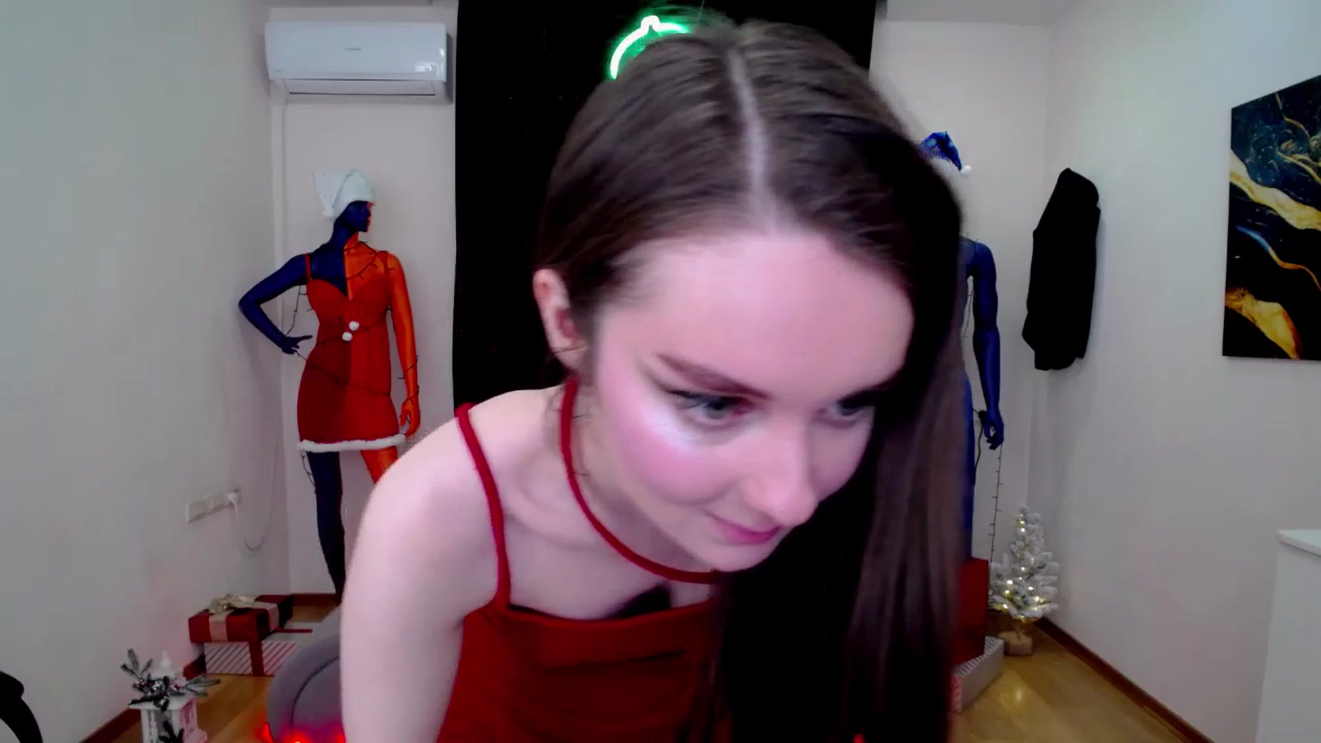 Gallery image thumbnail from Milim_Nava's myfreecams stream on, 12/23/2024, 01:41 image 10 of 20
