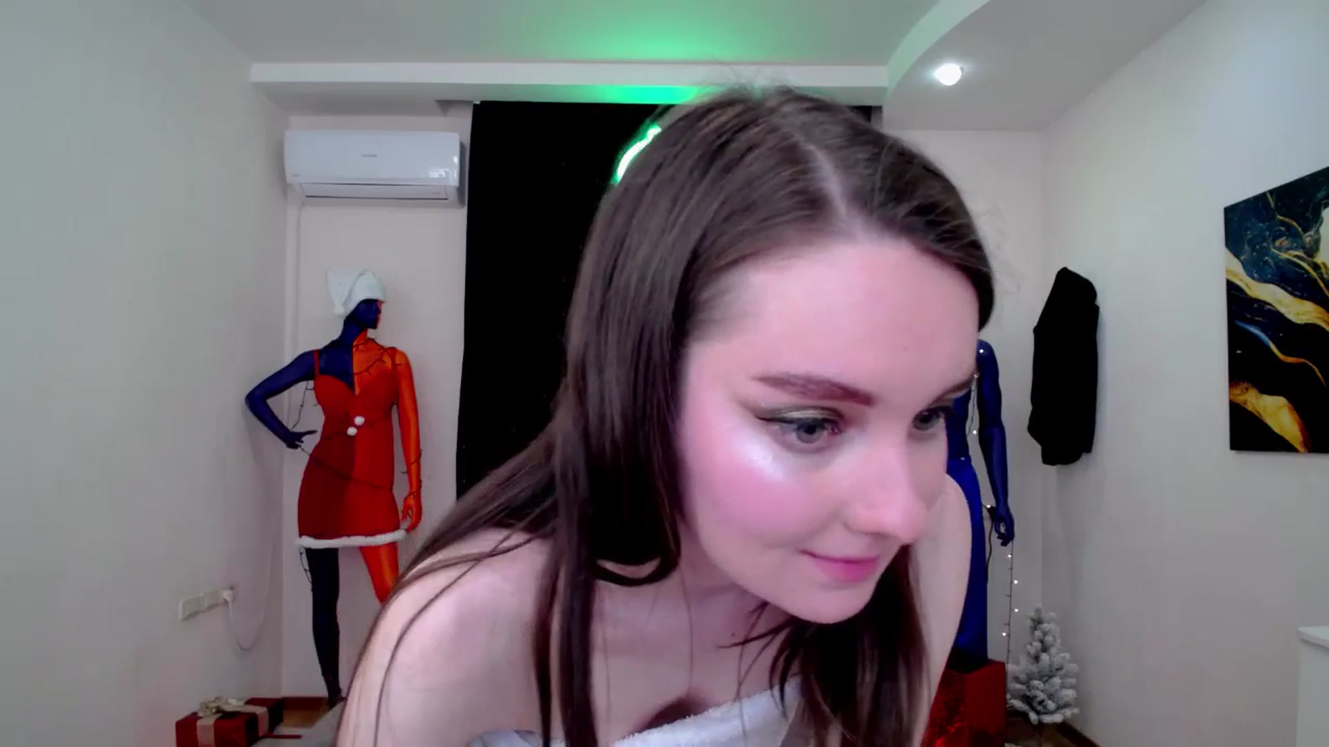 Gallery image thumbnail from Milim_Nava's myfreecams stream on, 12/23/2024, 01:41 image 20 of 20