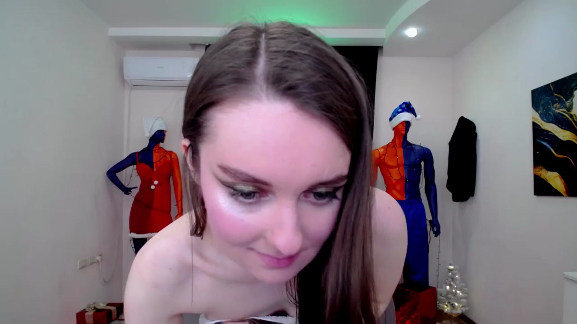 Gallery image thumbnail from Milim_Nava's myfreecams stream on, 12/23/2024, 01:41 image 16 of 20