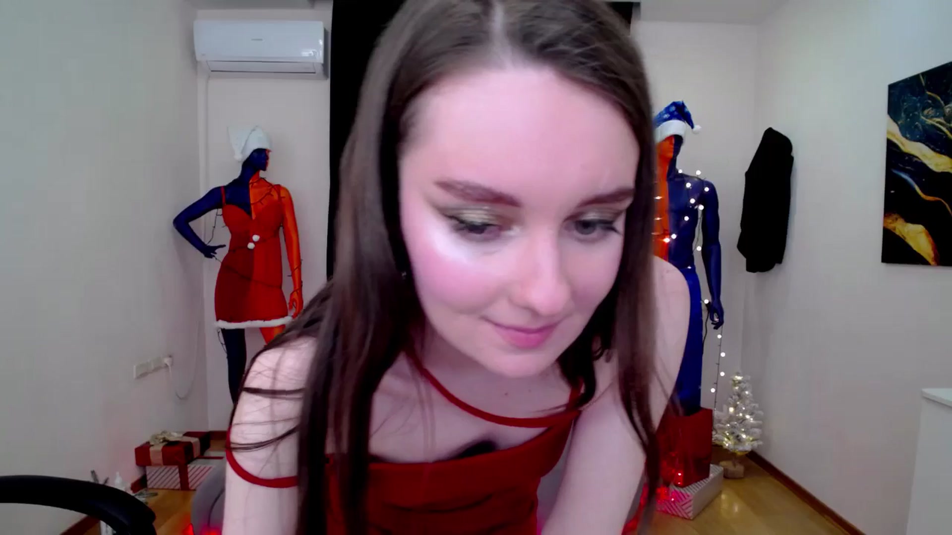 Gallery image thumbnail from Milim_Nava's myfreecams stream on, 12/23/2024, 01:41 image 14 of 20