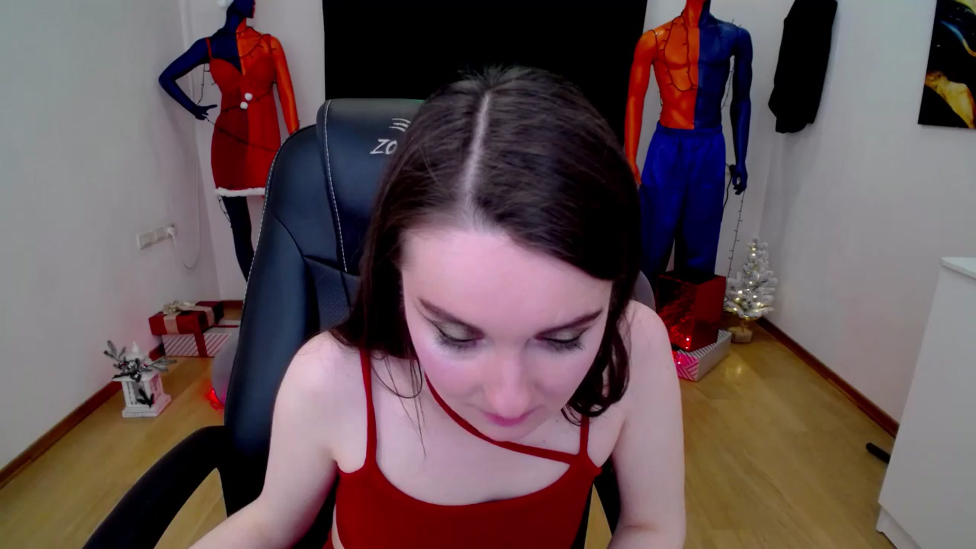 Gallery image thumbnail from Milim_Nava's myfreecams stream on, 12/23/2024, 01:41 image 7 of 20