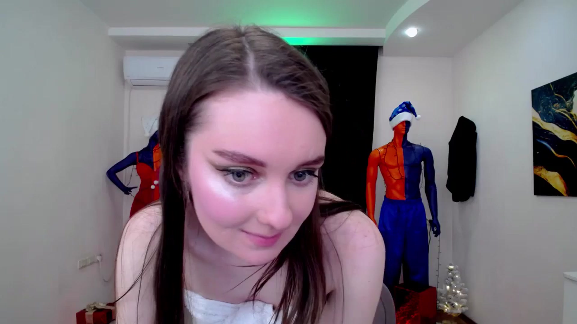 Gallery image thumbnail from Milim_Nava's myfreecams stream on, 12/23/2024, 01:41 image 19 of 20