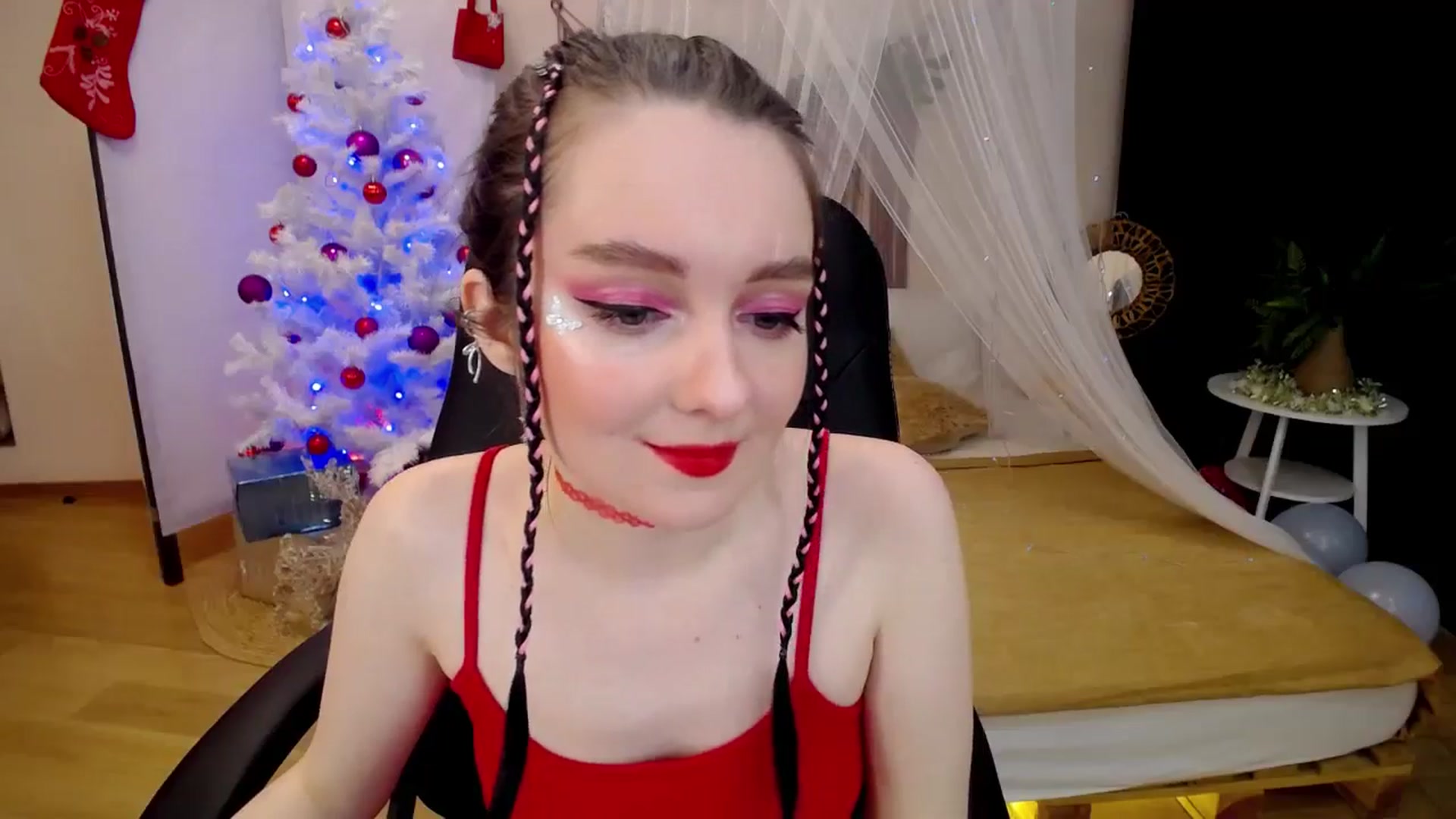 Gallery image thumbnail from Milim_Nava's myfreecams stream on, 12/23/2024, 19:31 image 10 of 20