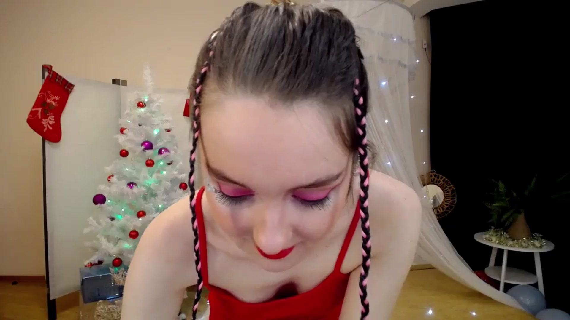 Gallery image thumbnail from Milim_Nava's myfreecams stream on, 12/23/2024, 19:31 image 6 of 20