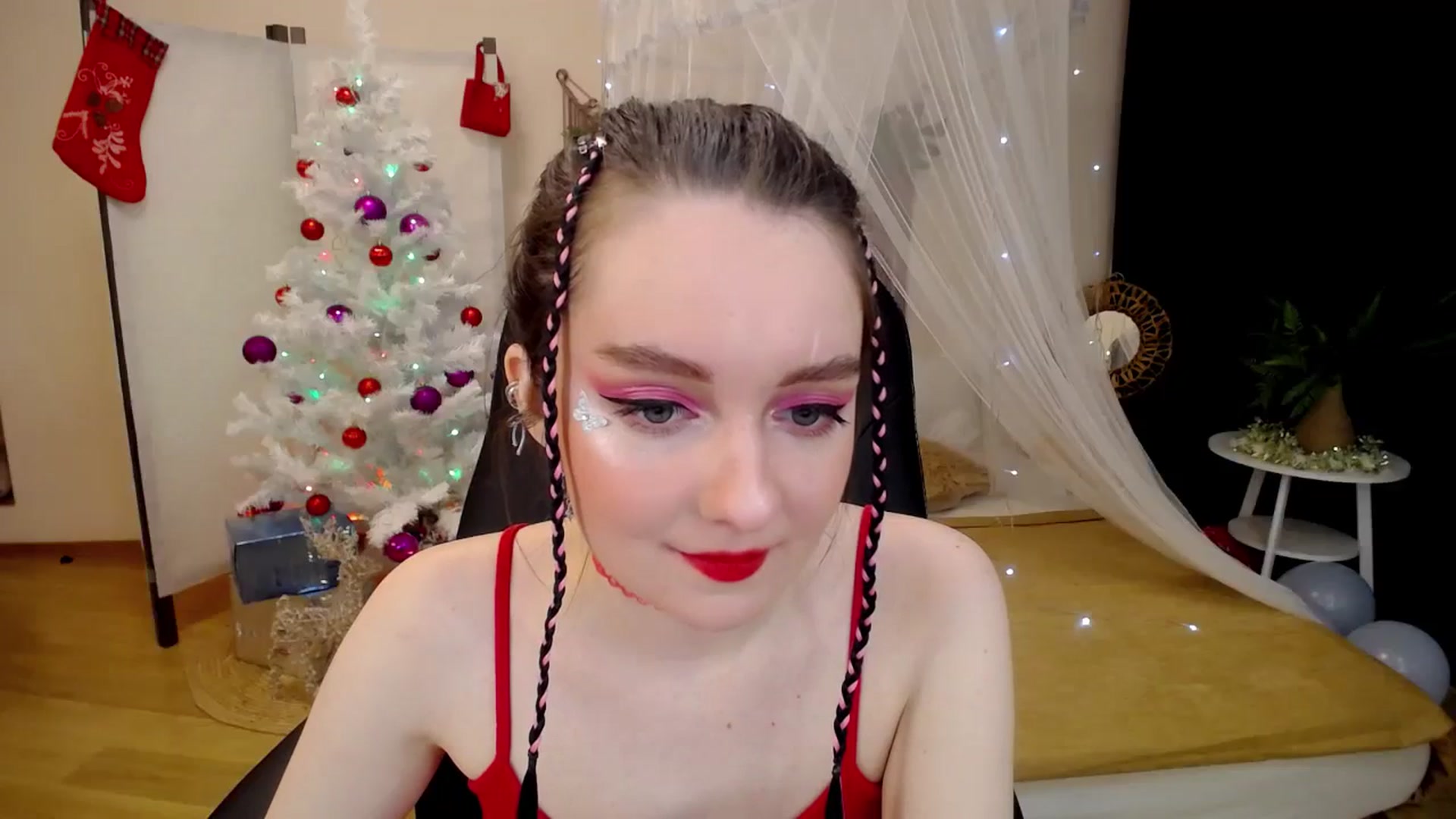Gallery image thumbnail from Milim_Nava's myfreecams stream on, 12/23/2024, 19:31 image 15 of 20