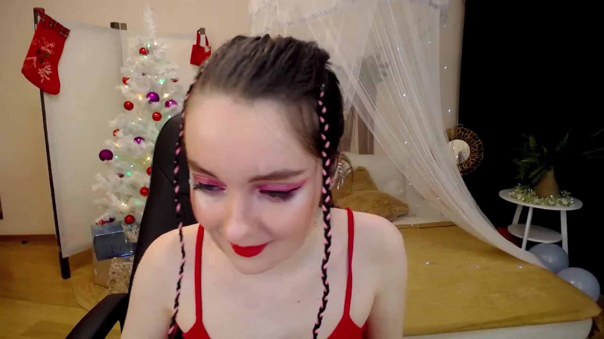Gallery image thumbnail from Milim_Nava's myfreecams stream on, 12/23/2024, 19:31 image 3 of 20