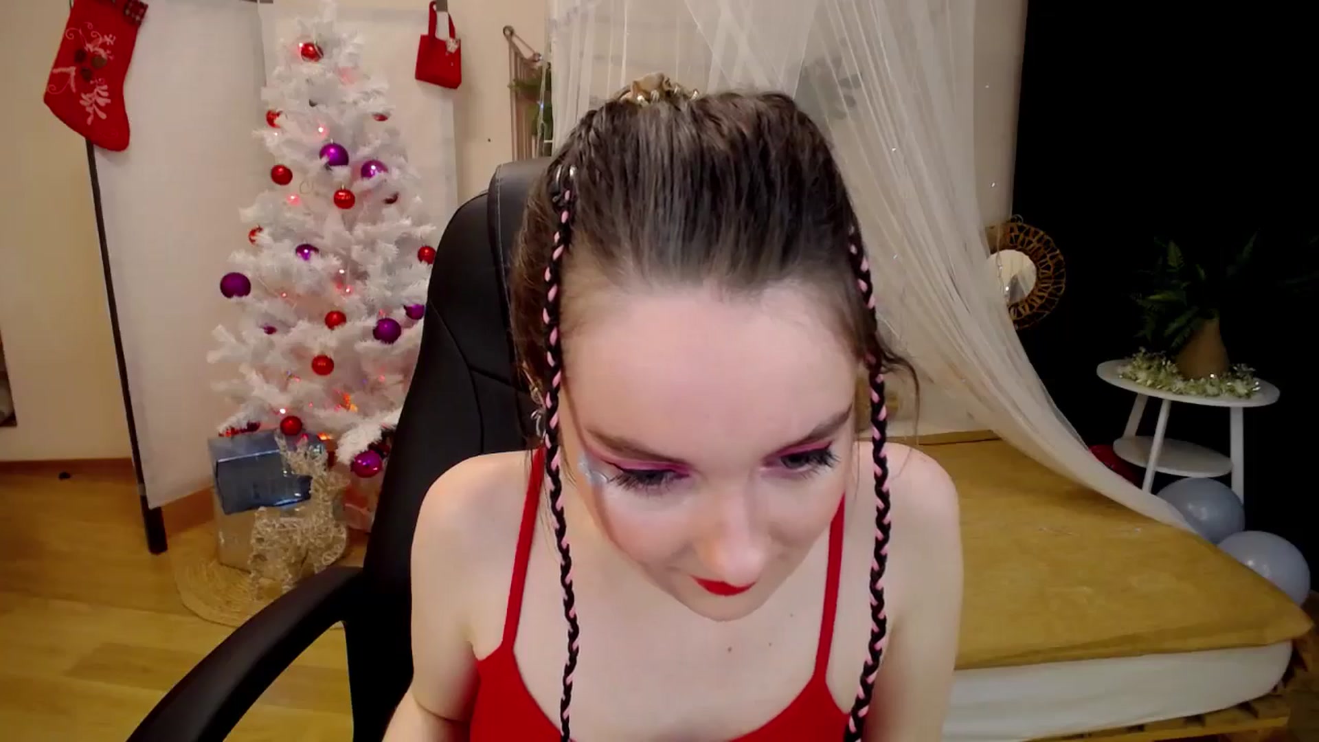 Gallery image thumbnail from Milim_Nava's myfreecams stream on, 12/23/2024, 20:21 image 8 of 20