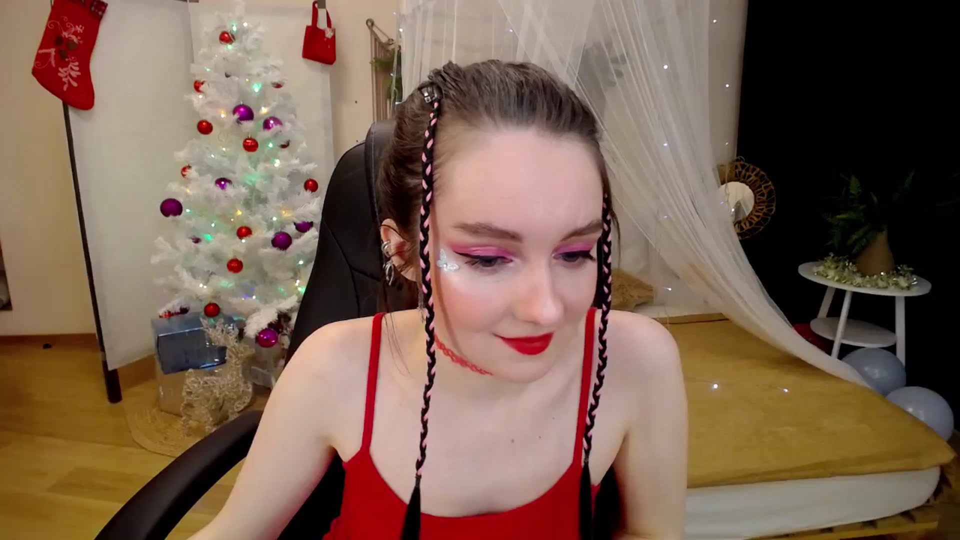 Gallery image thumbnail from Milim_Nava's myfreecams stream on, 12/23/2024, 20:21 image 5 of 20