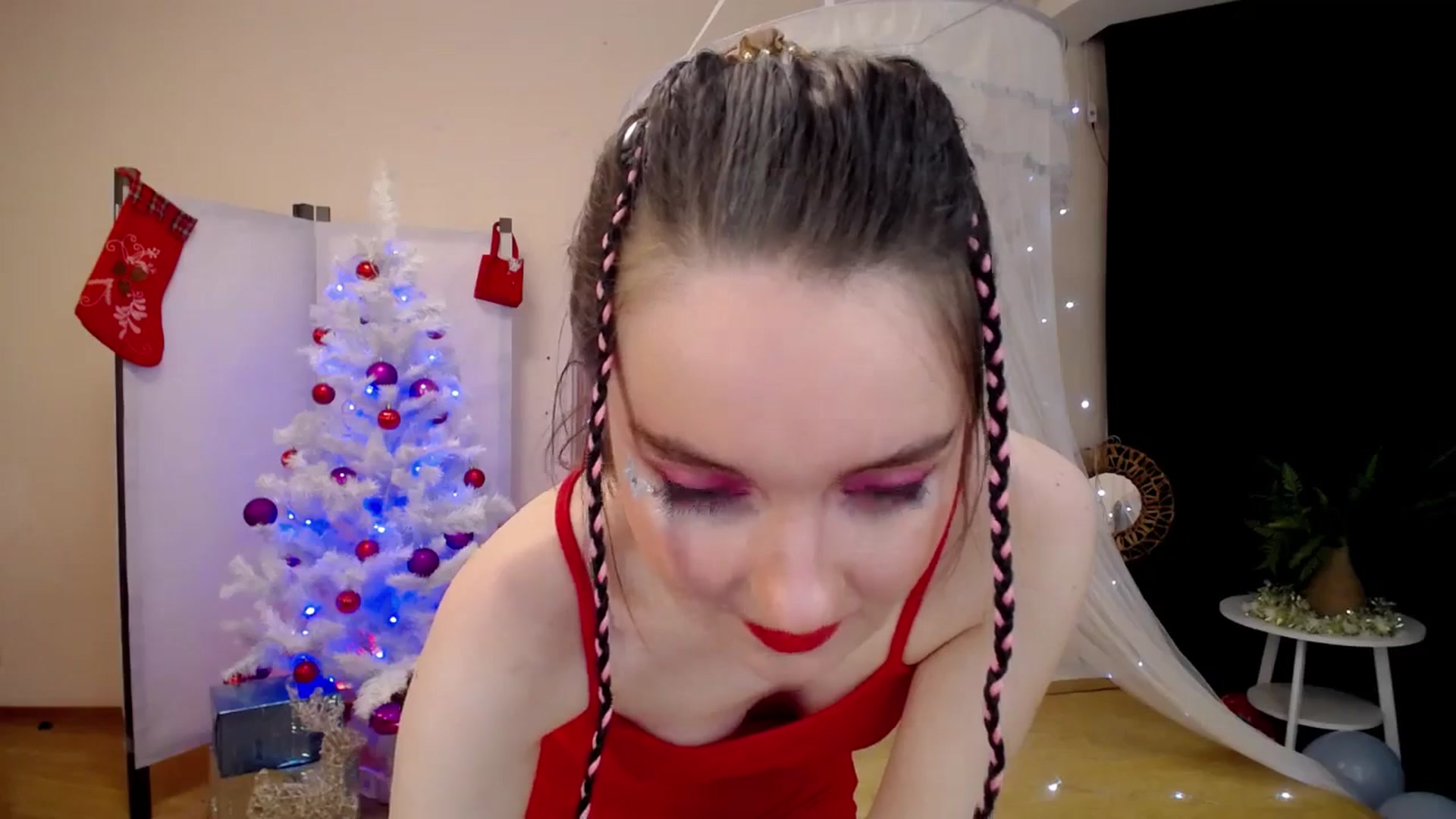 Gallery image thumbnail from Milim_Nava's myfreecams stream on, 12/23/2024, 20:21 image 15 of 20