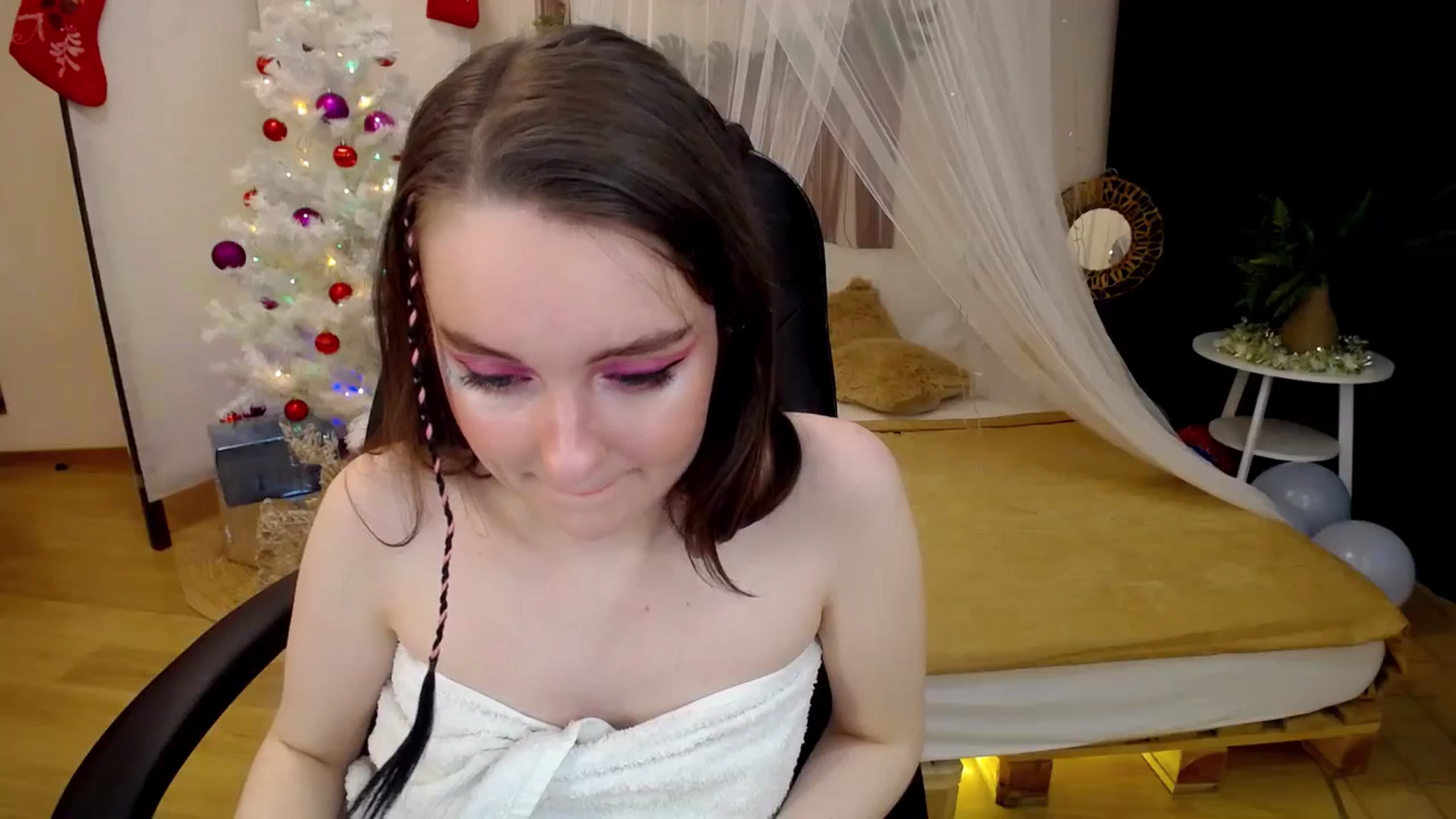 Gallery image thumbnail from Milim_Nava's myfreecams stream on, 12/23/2024, 22:26 image 5 of 20