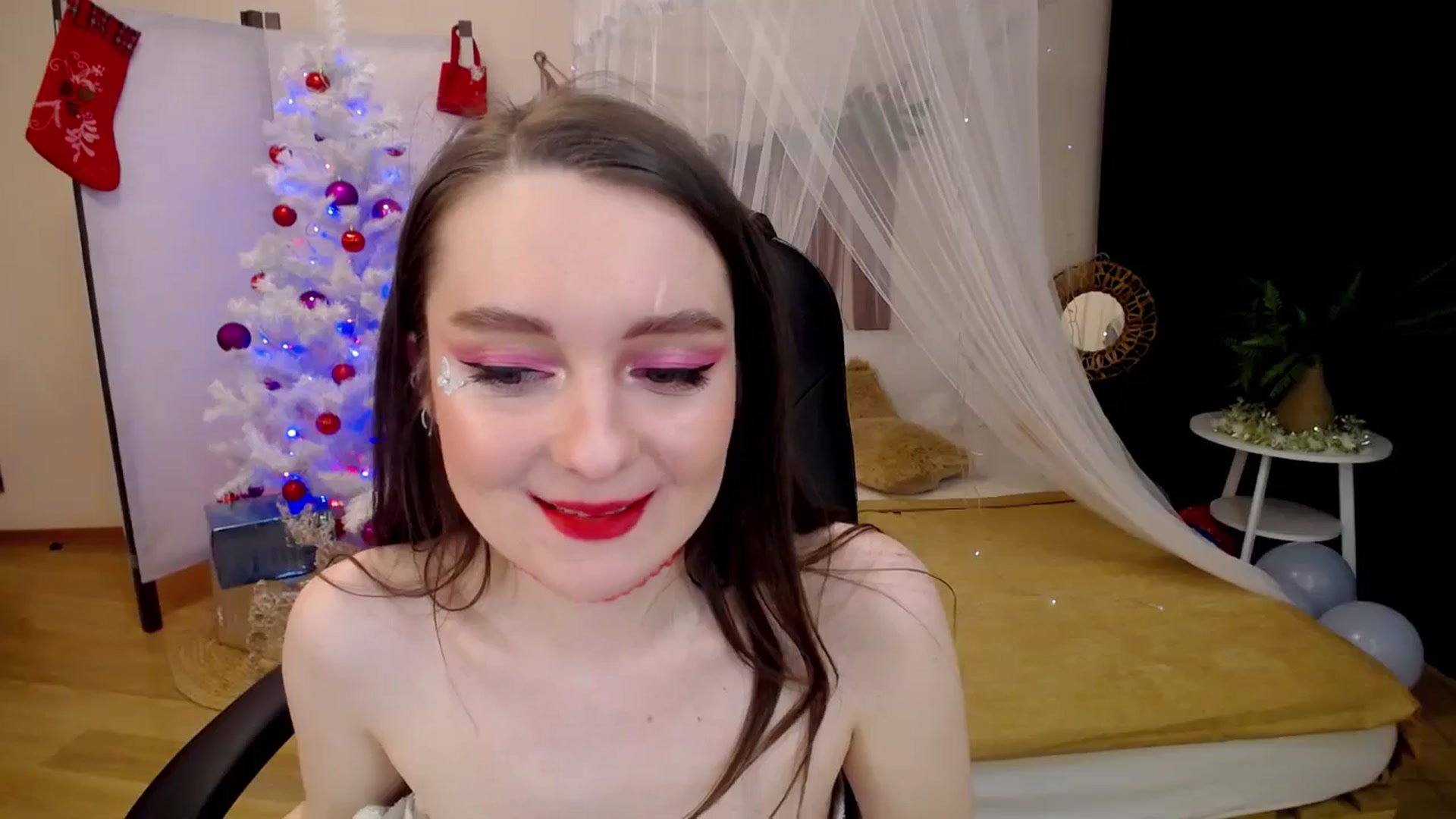 Gallery image thumbnail from Milim_Nava's myfreecams stream on, 12/23/2024, 22:26 image 19 of 20