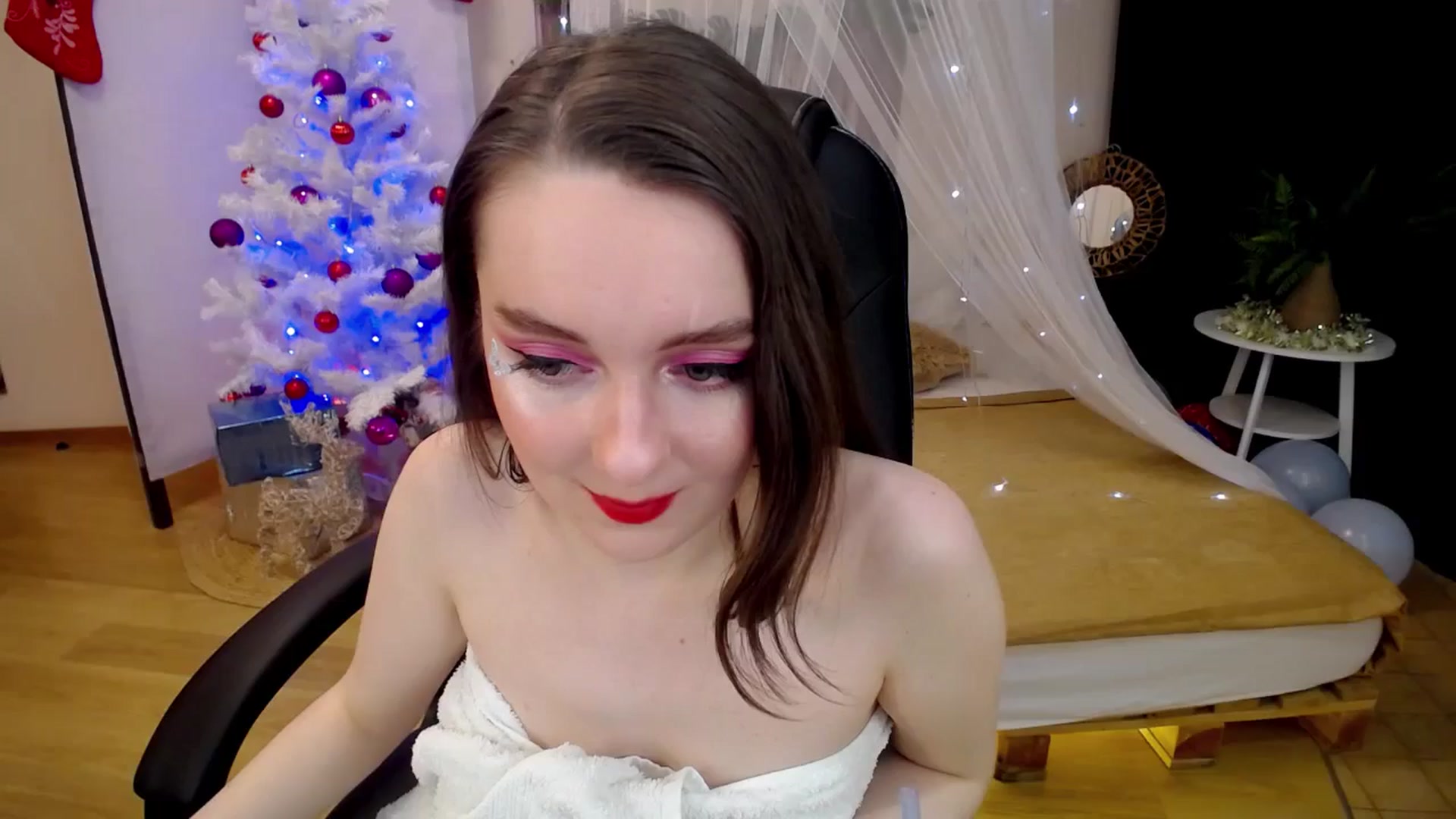 Gallery image thumbnail from Milim_Nava's myfreecams stream on, 12/23/2024, 22:26 image 14 of 20